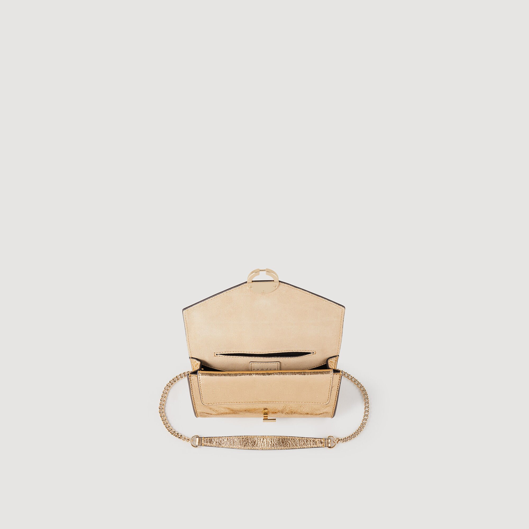 Bolso pochette de piel dorada