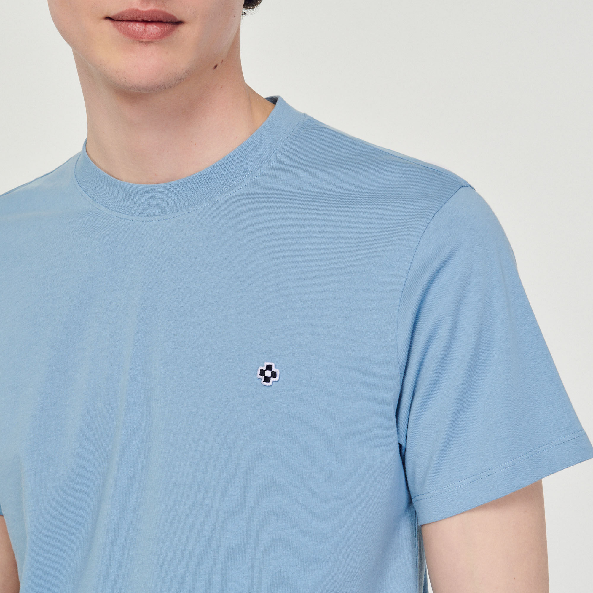 Camiseta con parche Square Cross