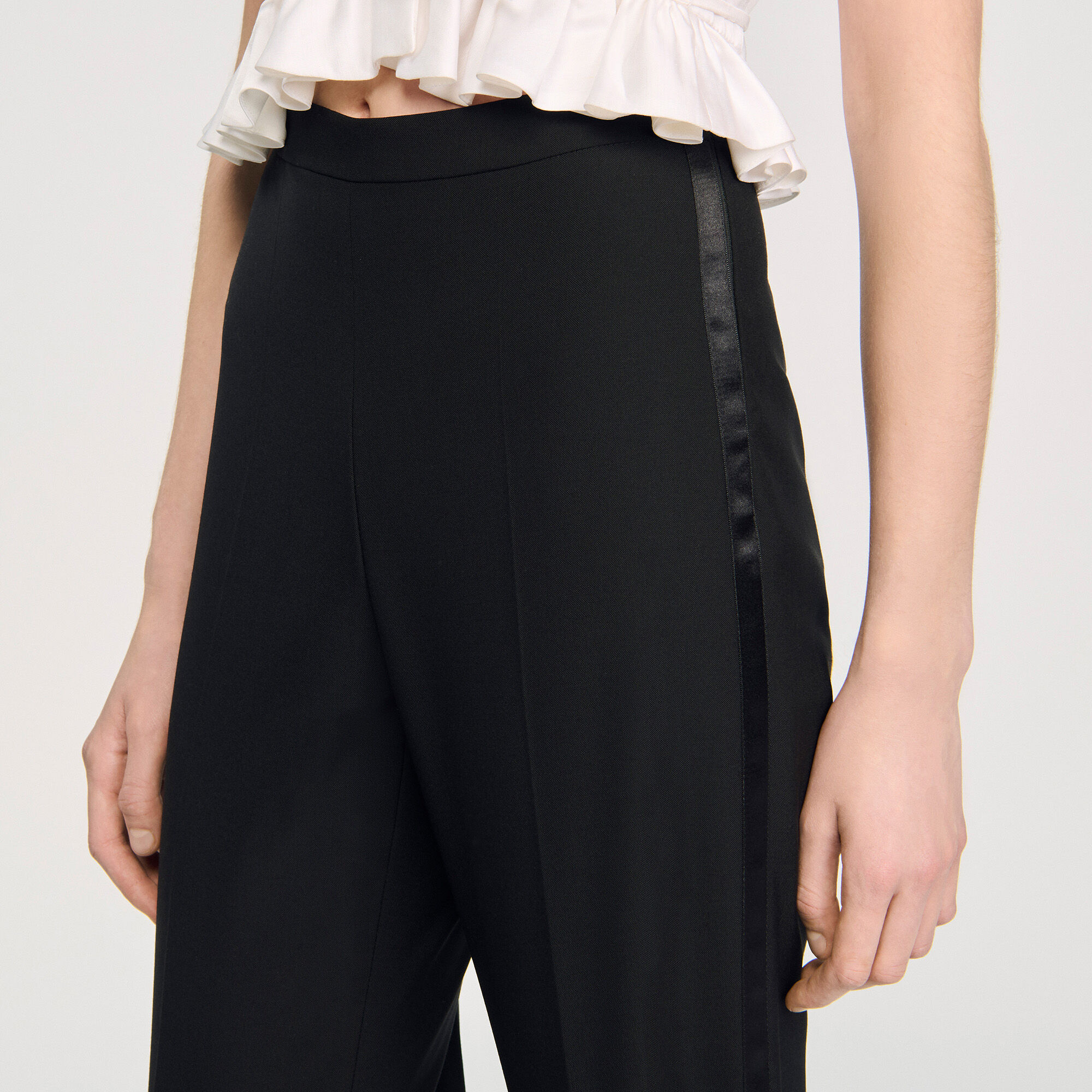 Pantalón de traje banda satinada