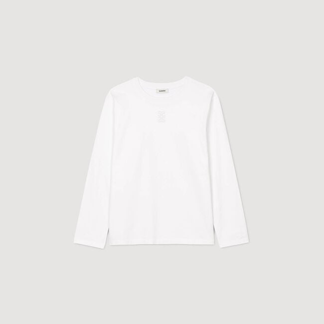 Camiseta con bordado