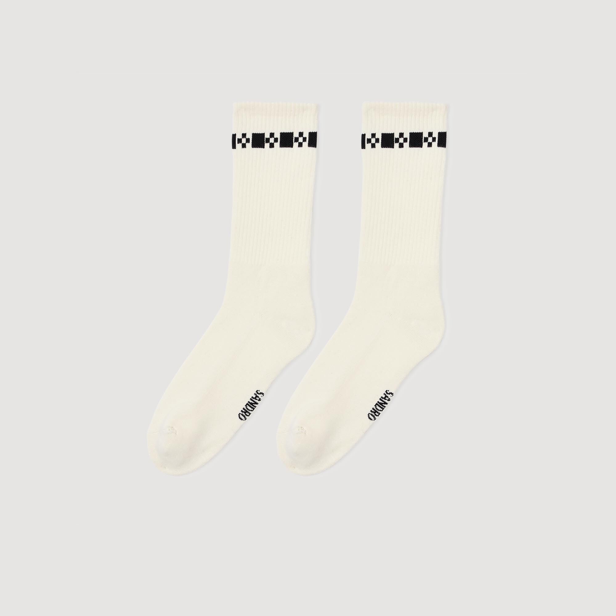 Calcetines con bordado