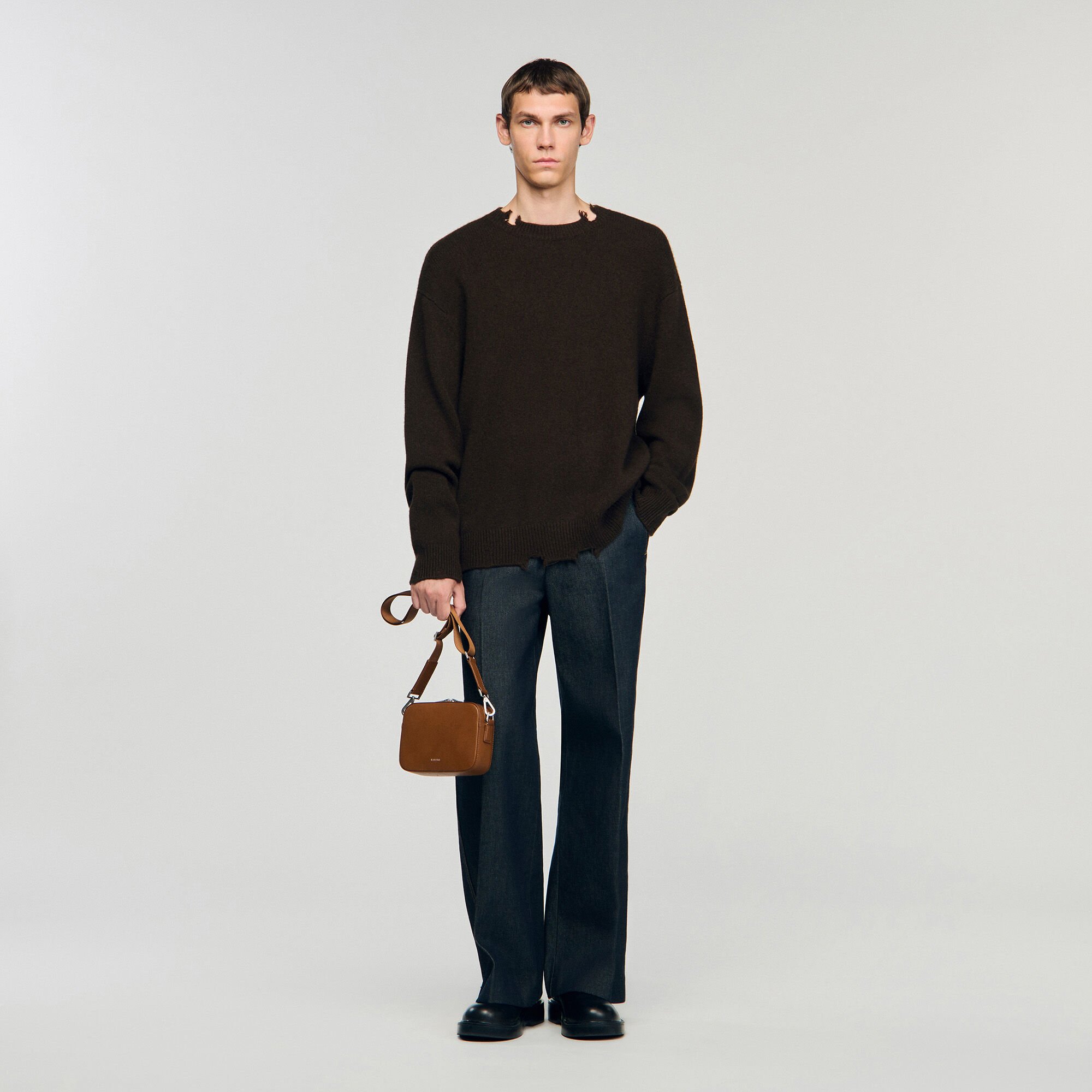 Bolso pequeño de cuero granulado