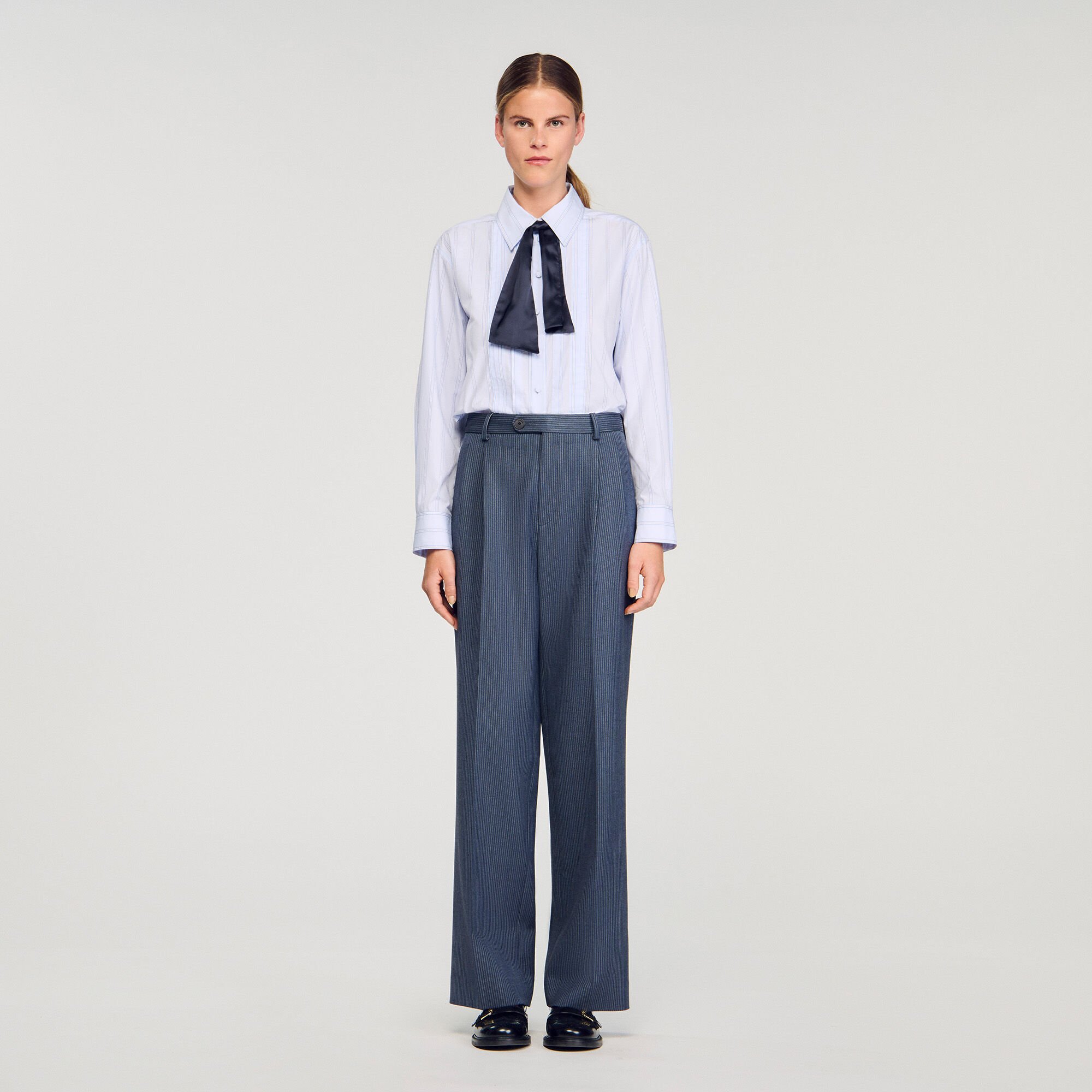 Pantalón a rayas