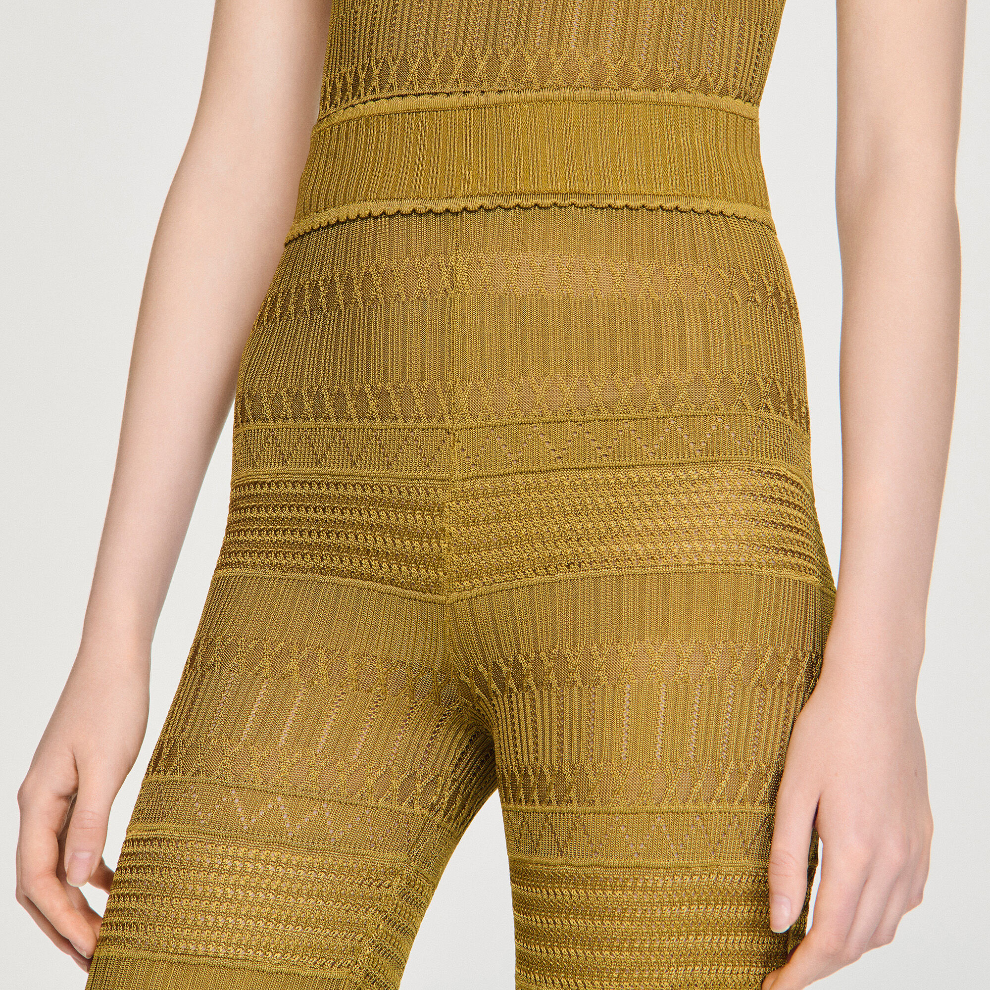 Pantal&oacute;n de punto pointelle