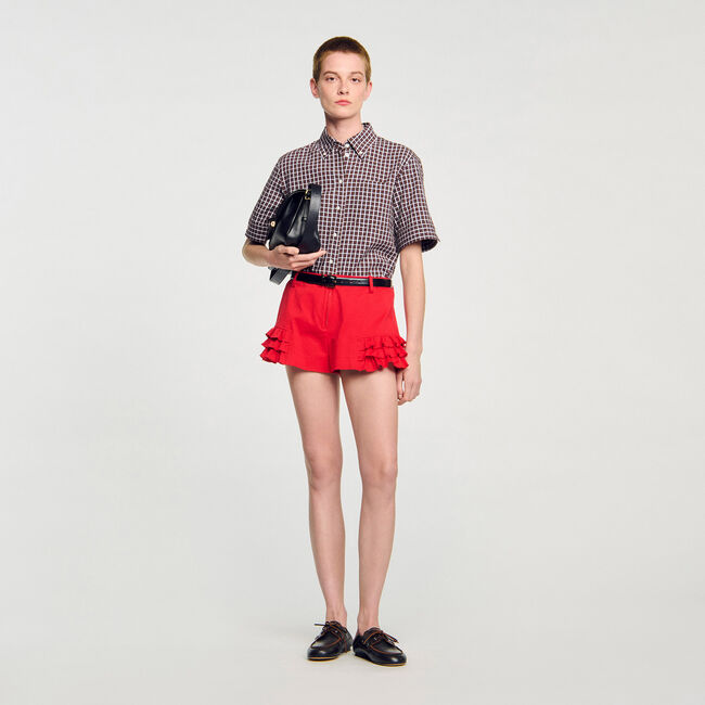 Pantalón corto con volantes