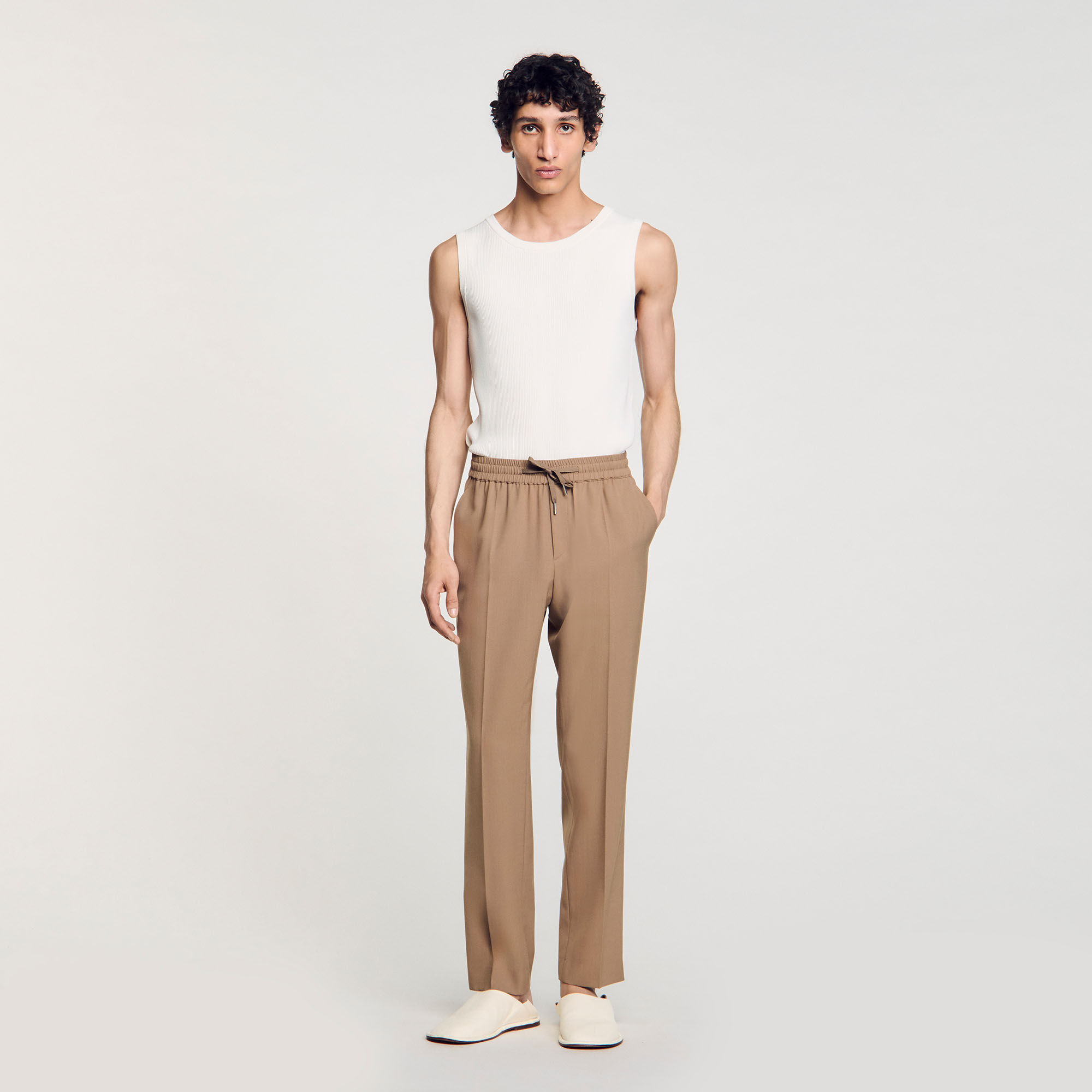 Pantalón recto elástico