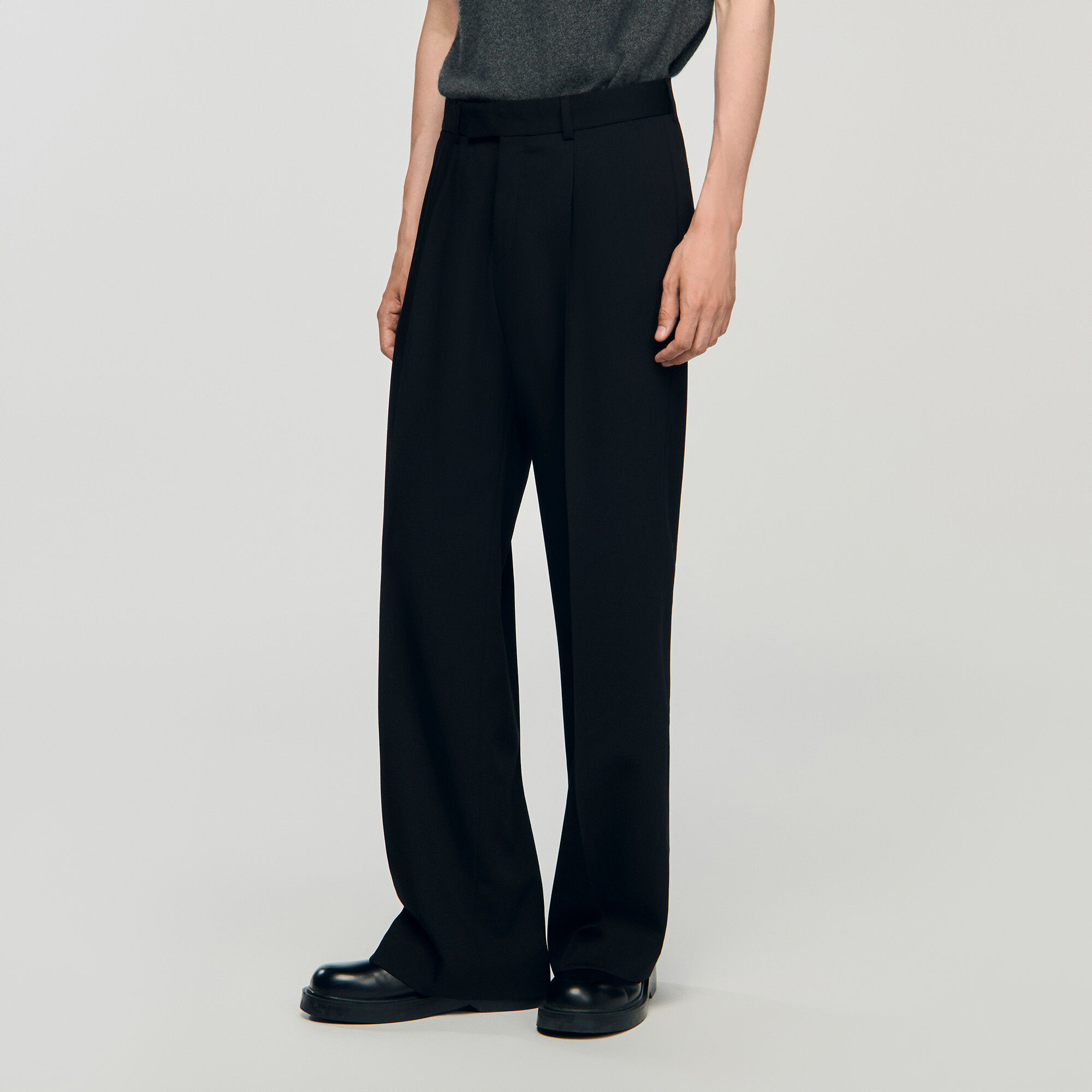 Pantalón ancho de pinzas