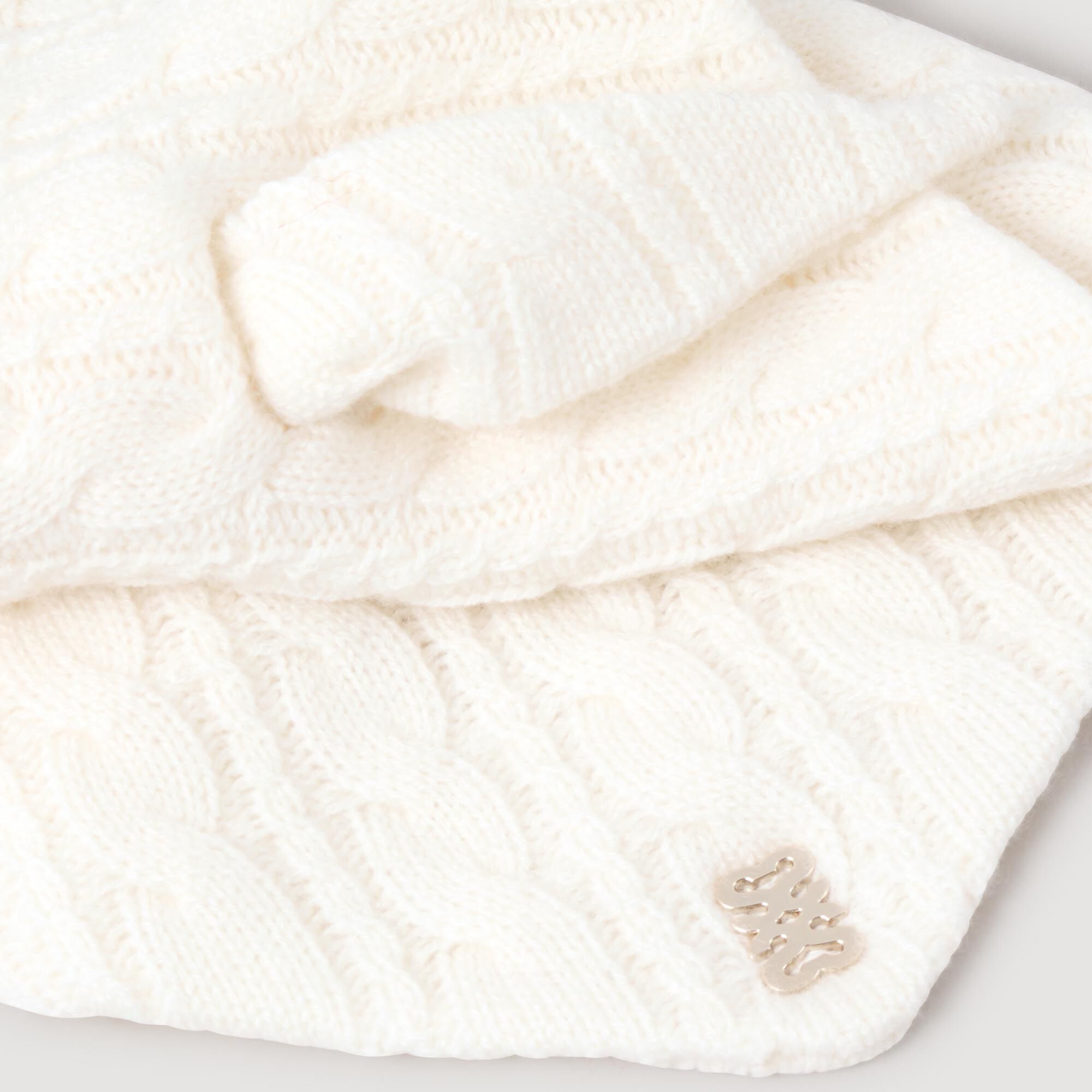 Bandana de punto trenzado