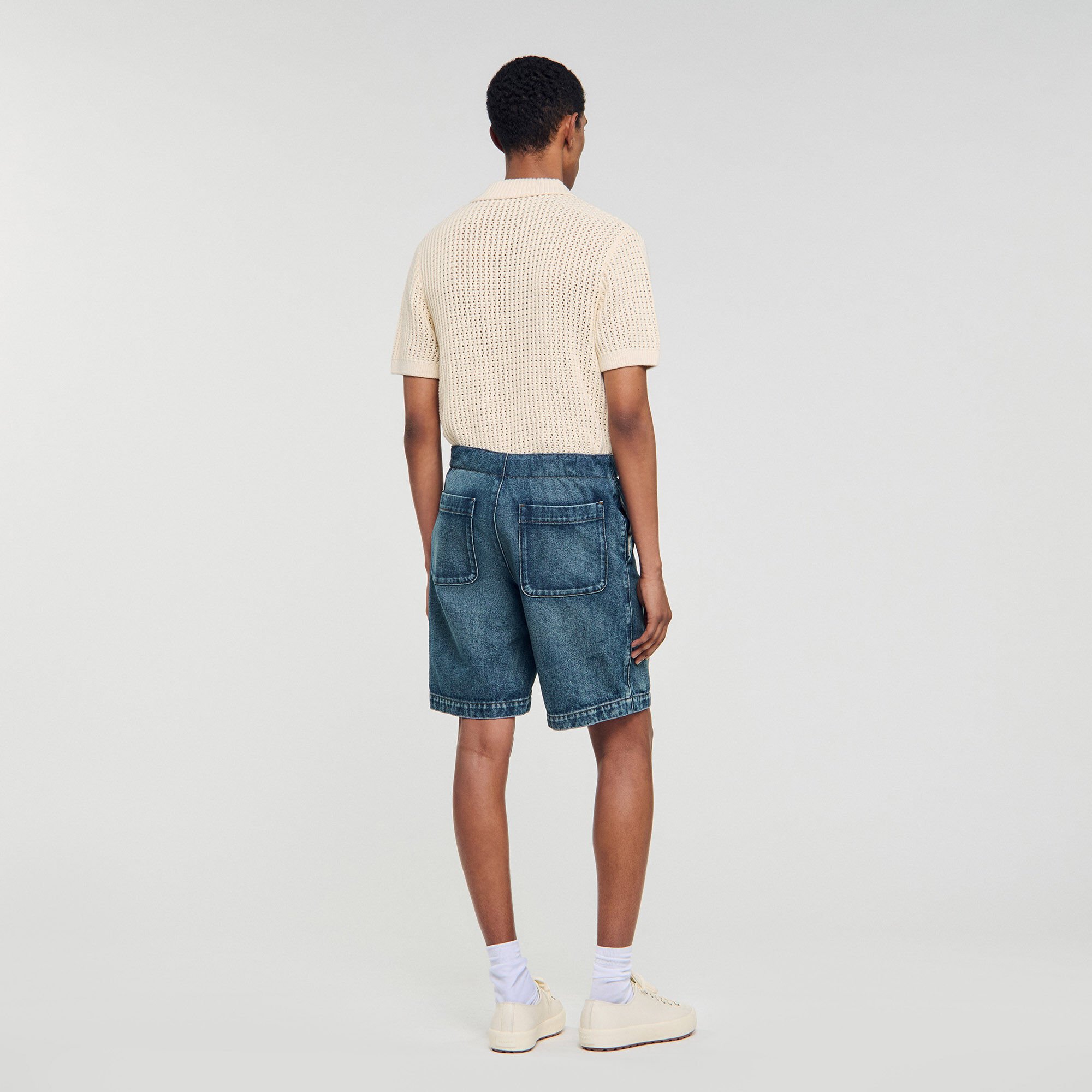 Pantalón corto de denim elástico