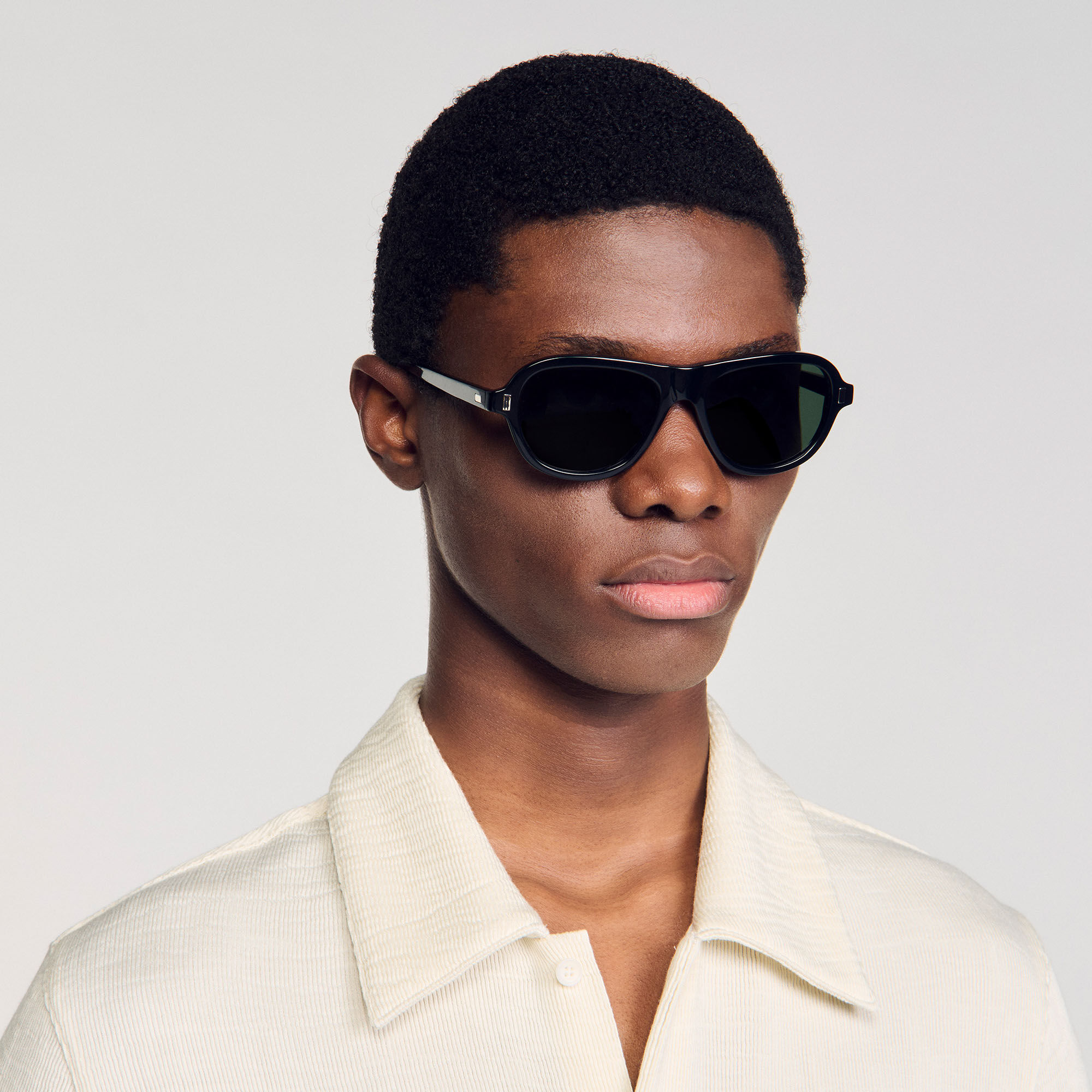 Gafas de sol estilo pantalla