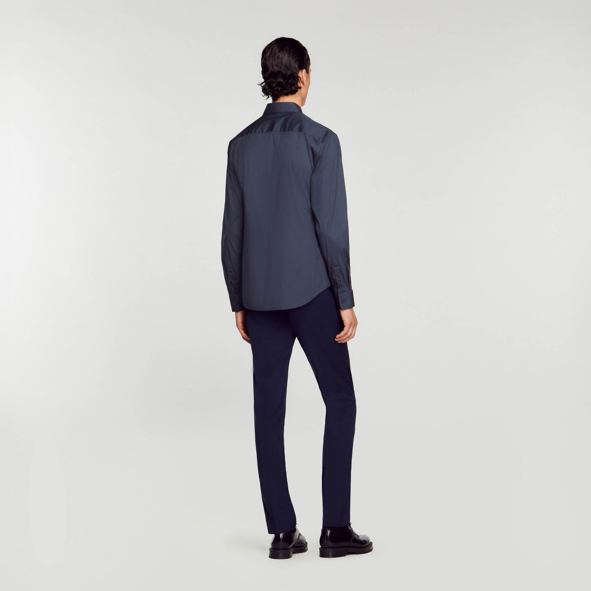 Camisa ajustada de algodón stretch