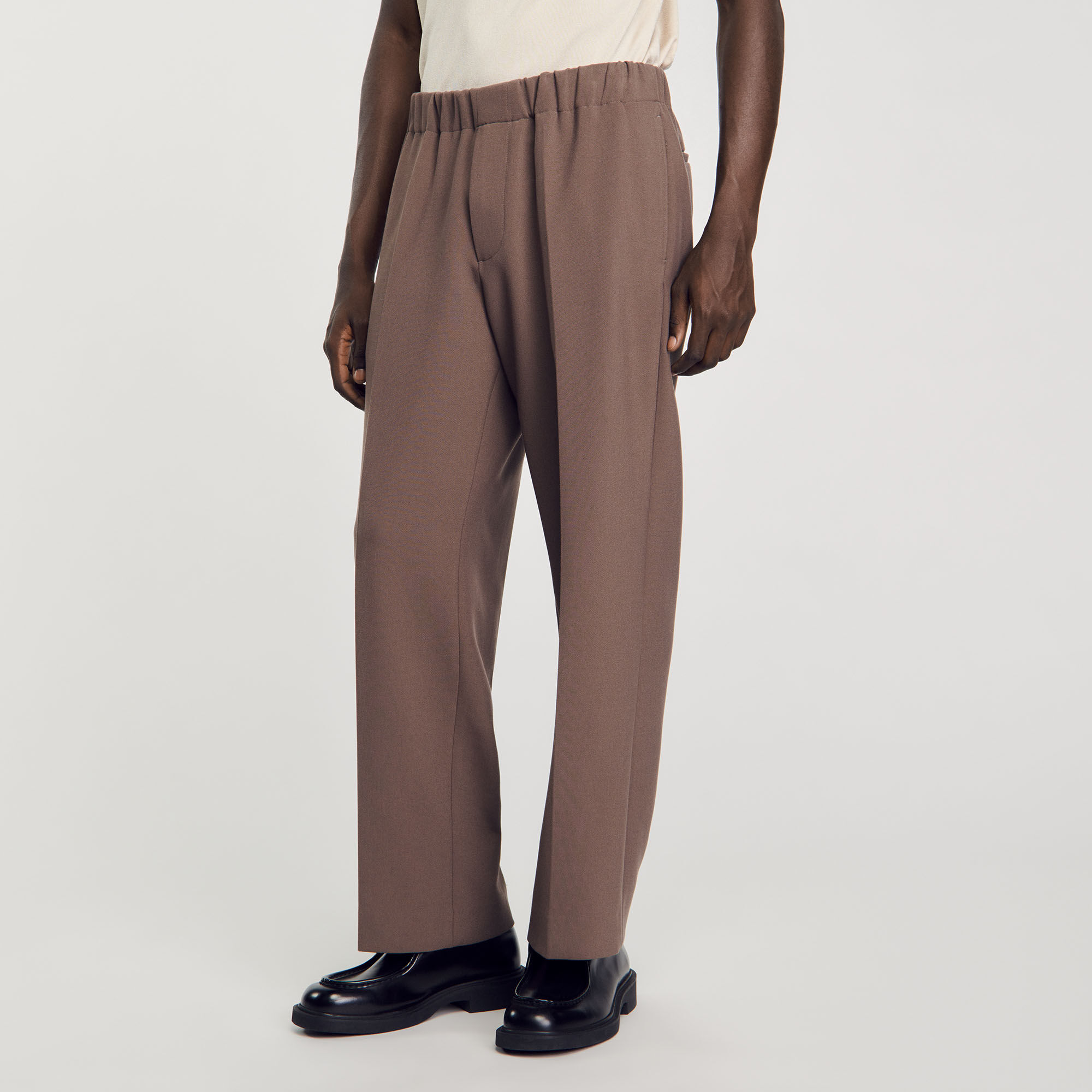 Pantalón ancho