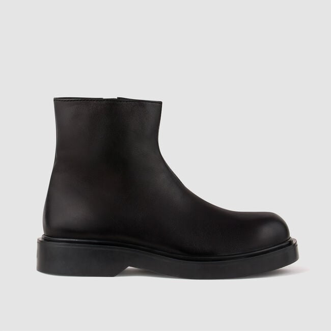 Botines de cuero con cremallera