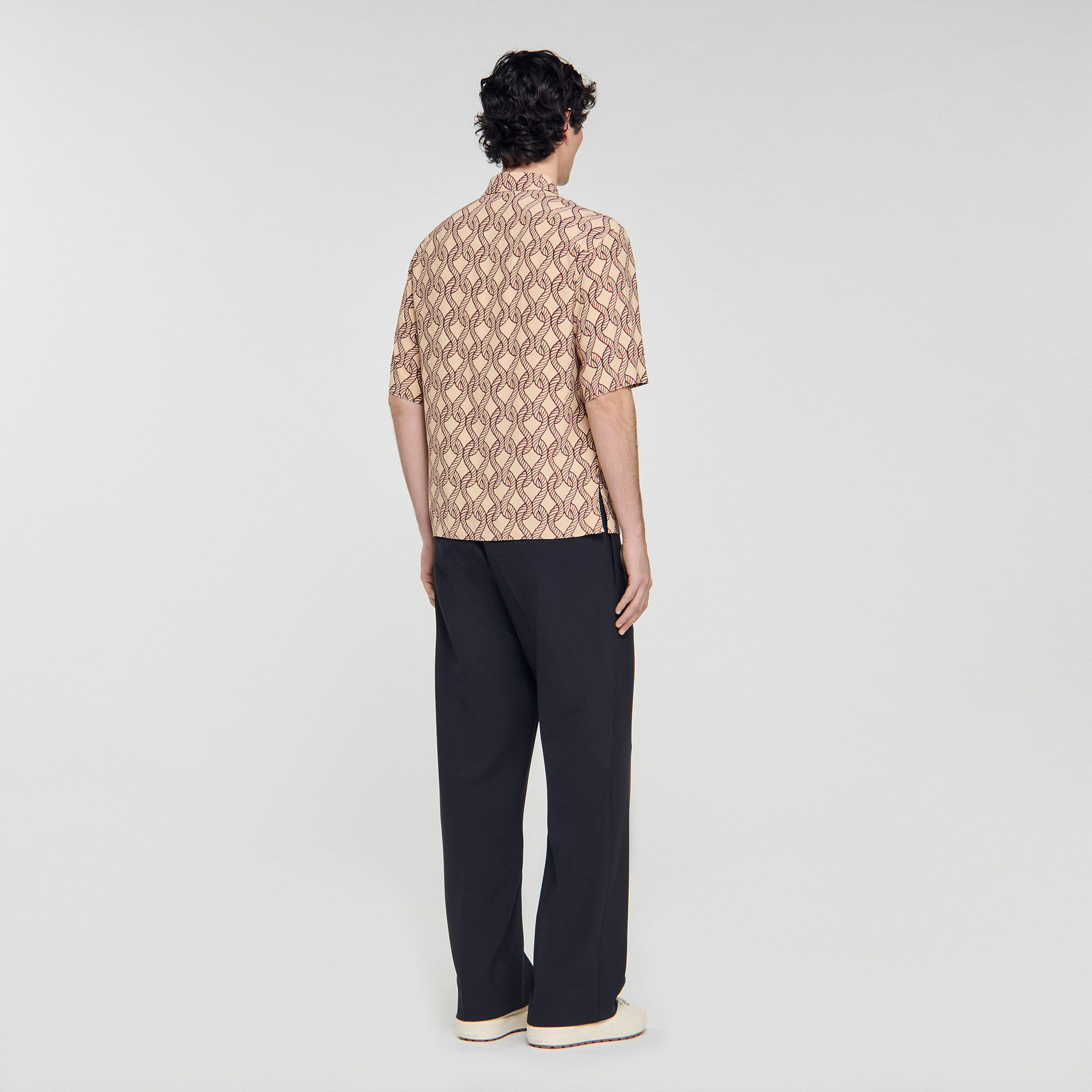 Camisa fluida con estampado de cuerda