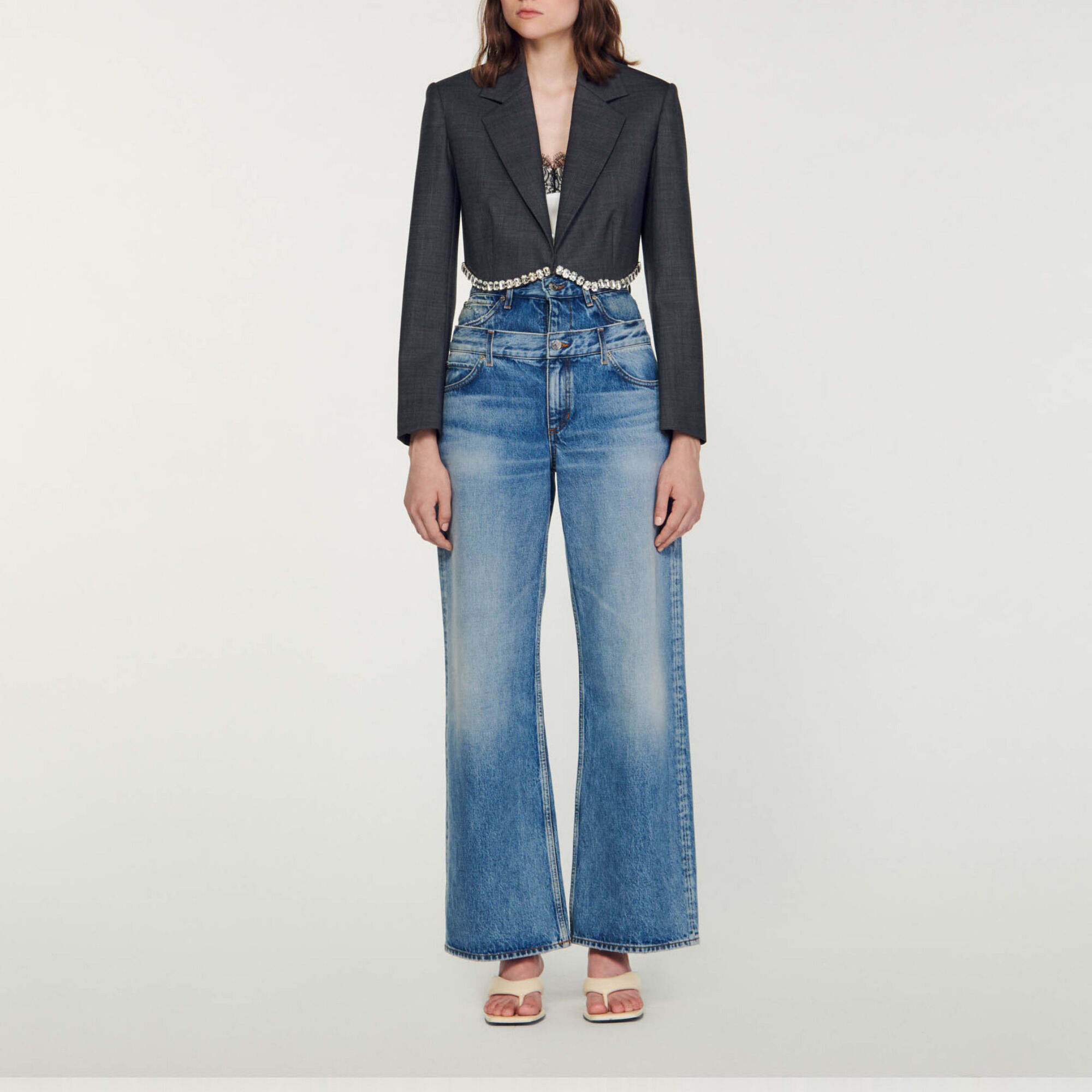 Chaqueta de traje corta