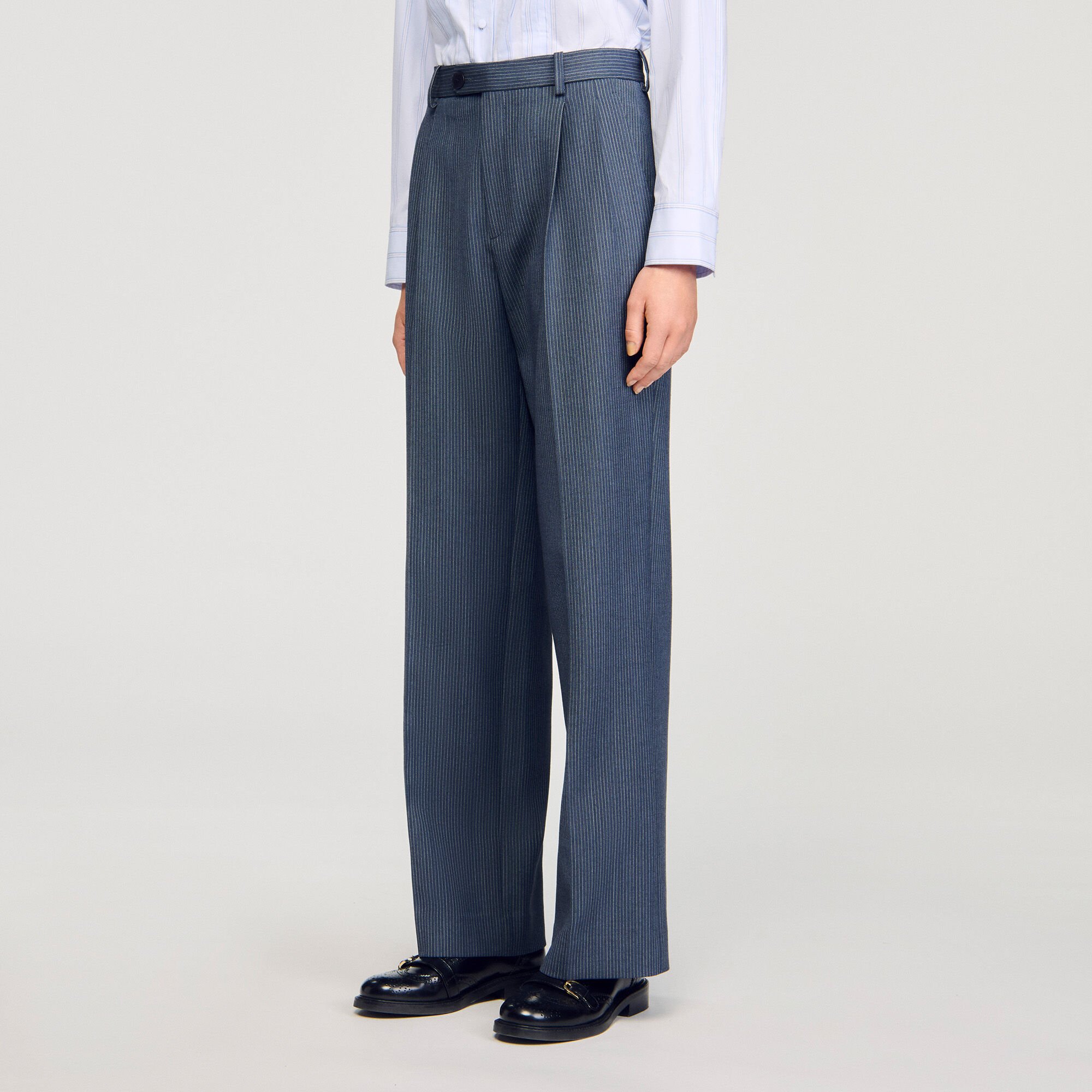 Pantalón a rayas