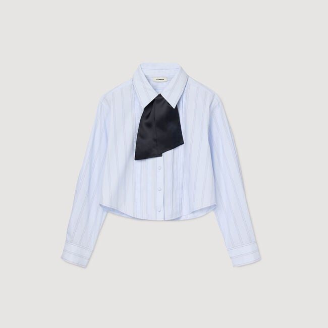 Camisa corta con corbata extraíble