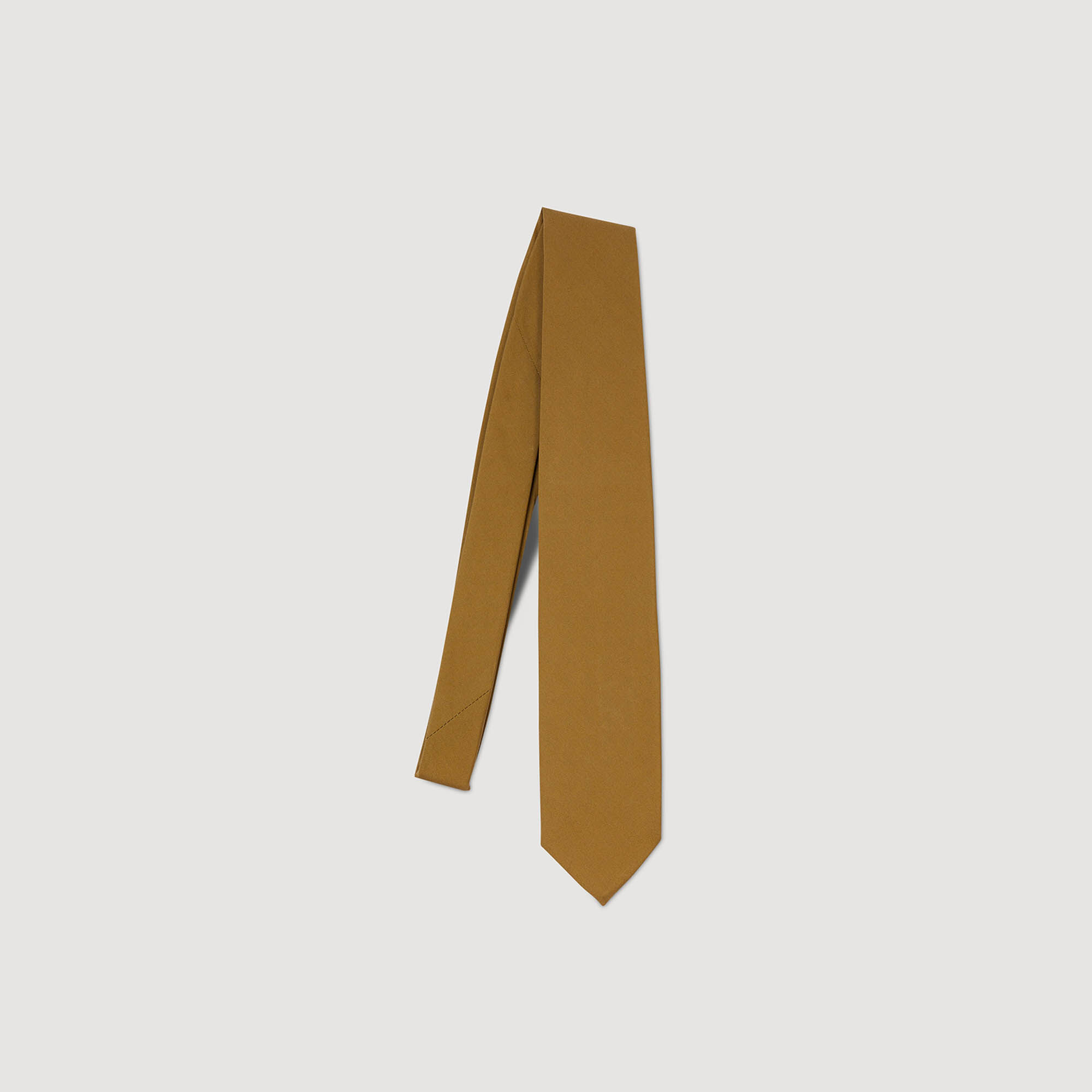 Corbata ancha