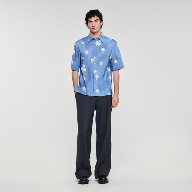 Camisa con estampado de flor