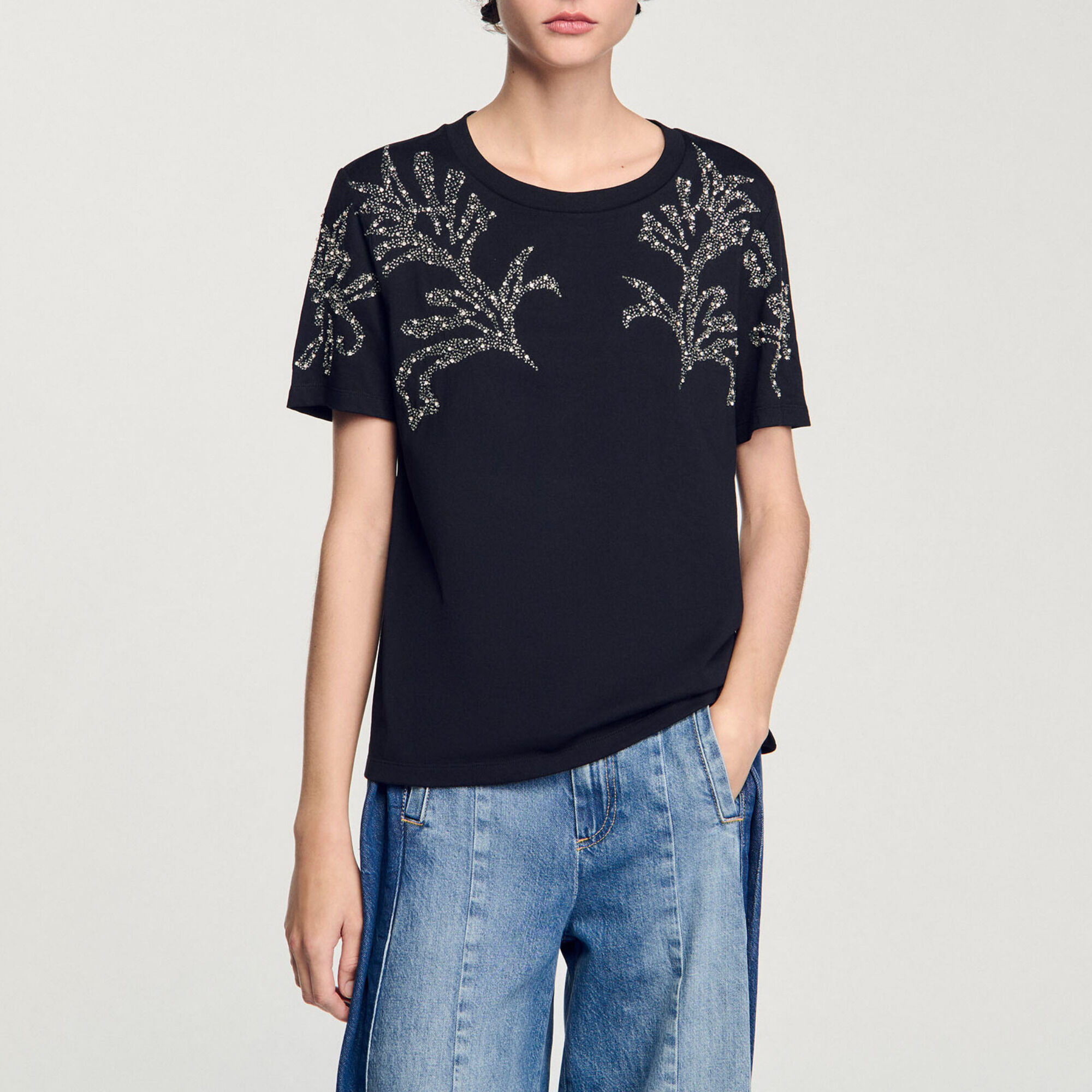 Camiseta con detalles bordados - Mujer | Sandro