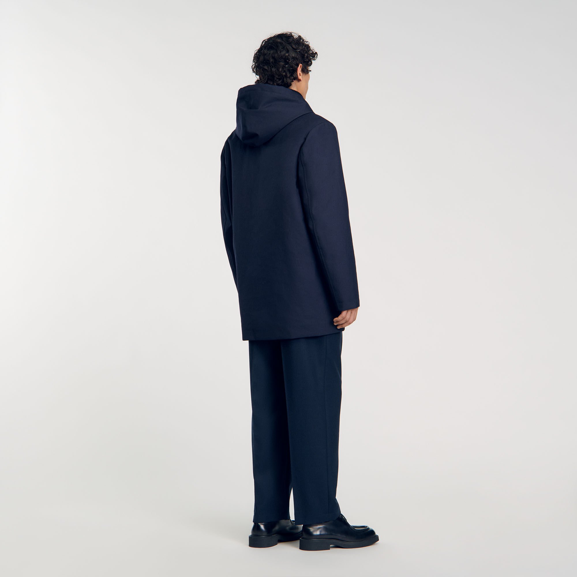 Parka con capucha y cremallera