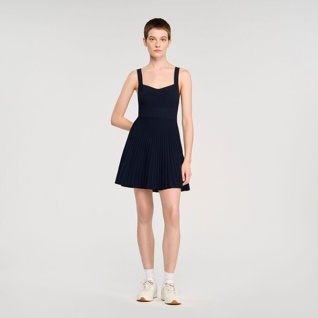 Vestido corto de punto