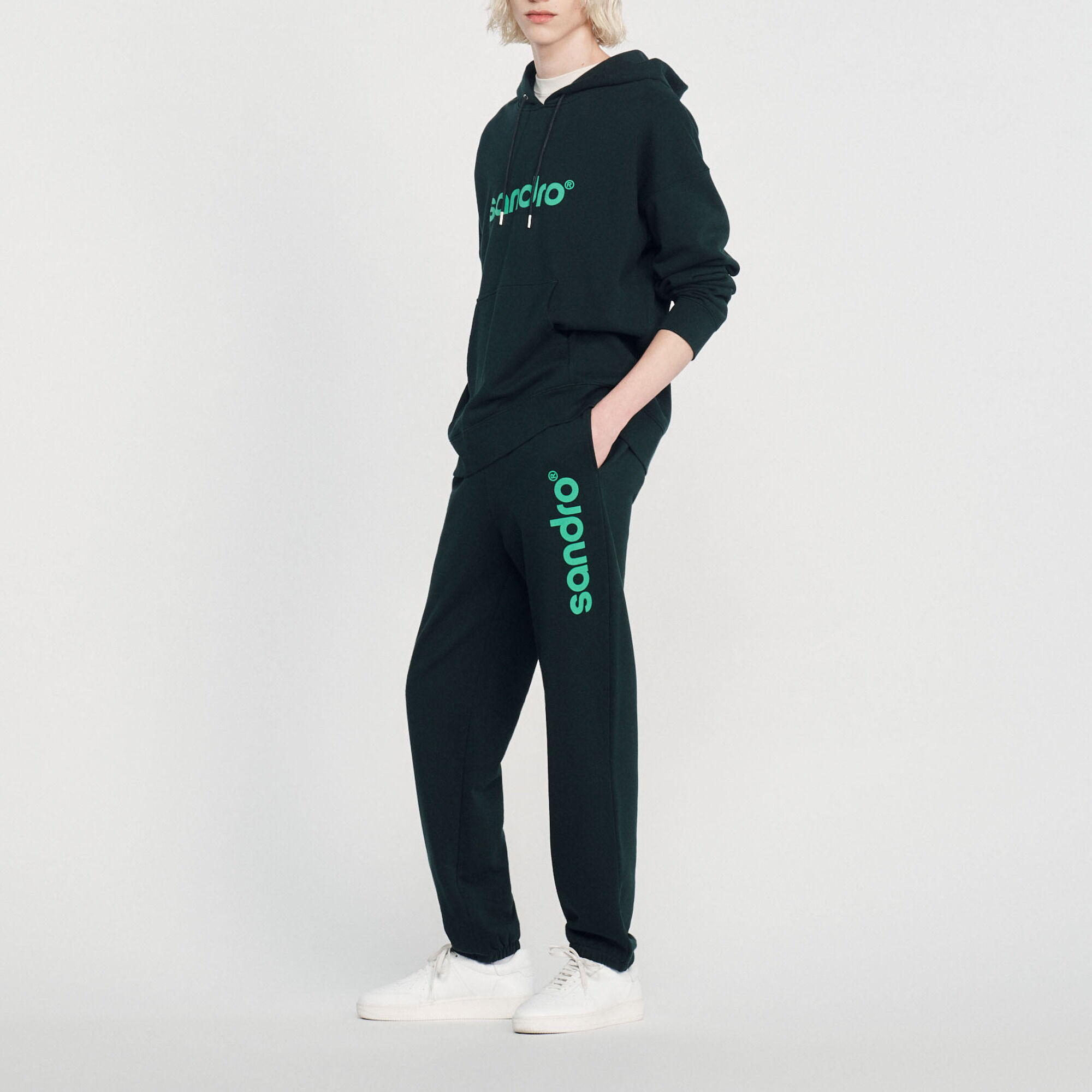 Jogging oversize con logotipo