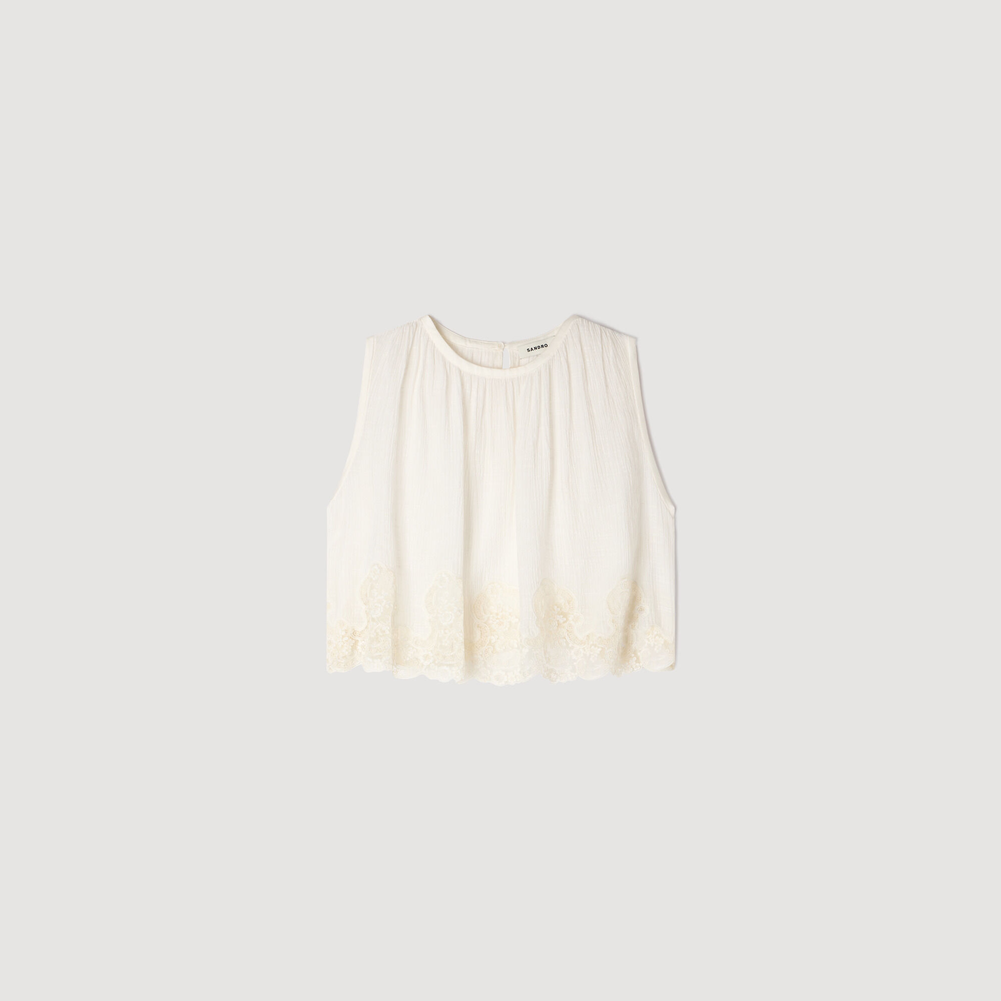 Top corto de crep&oacute;n