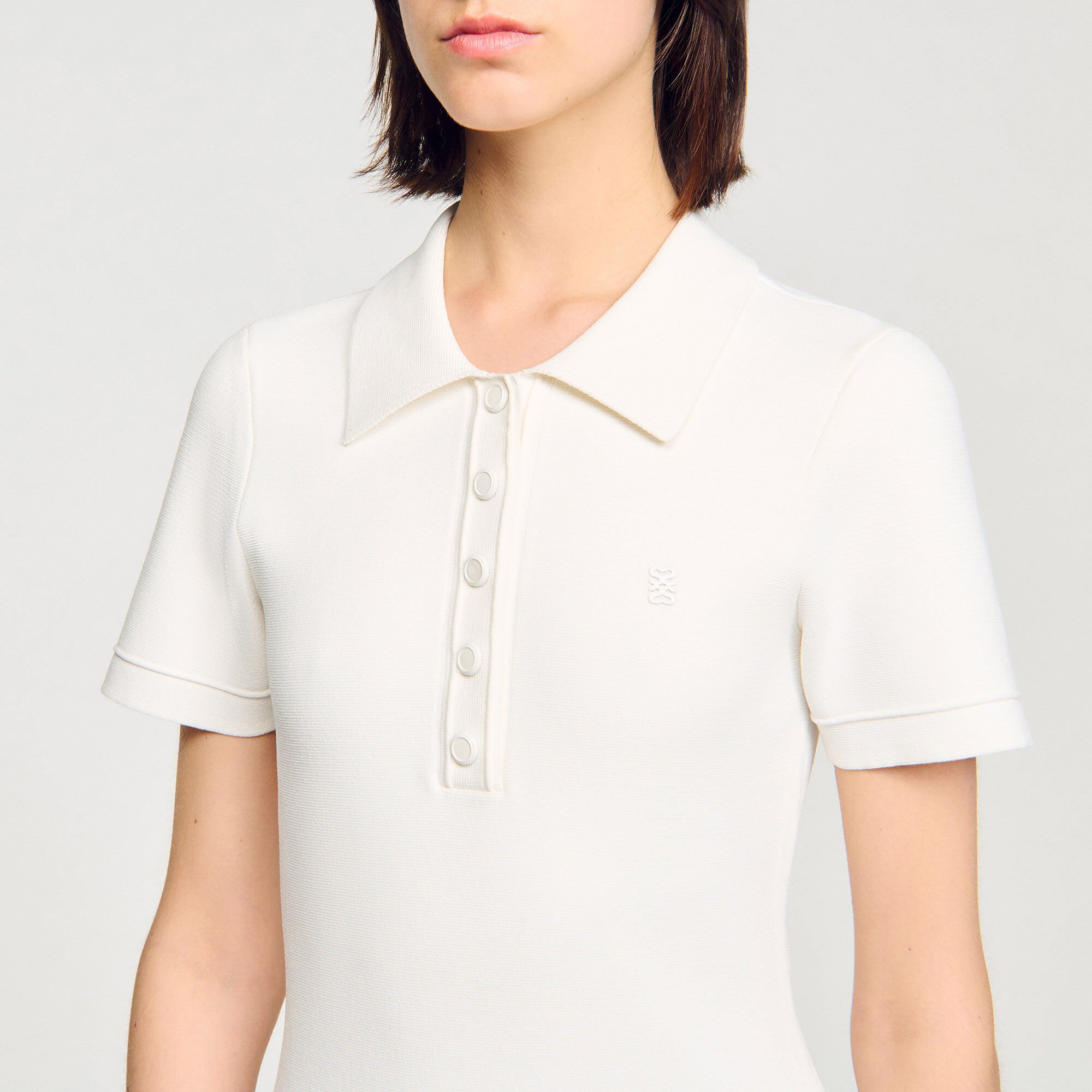 Vestido corto con cuello polo