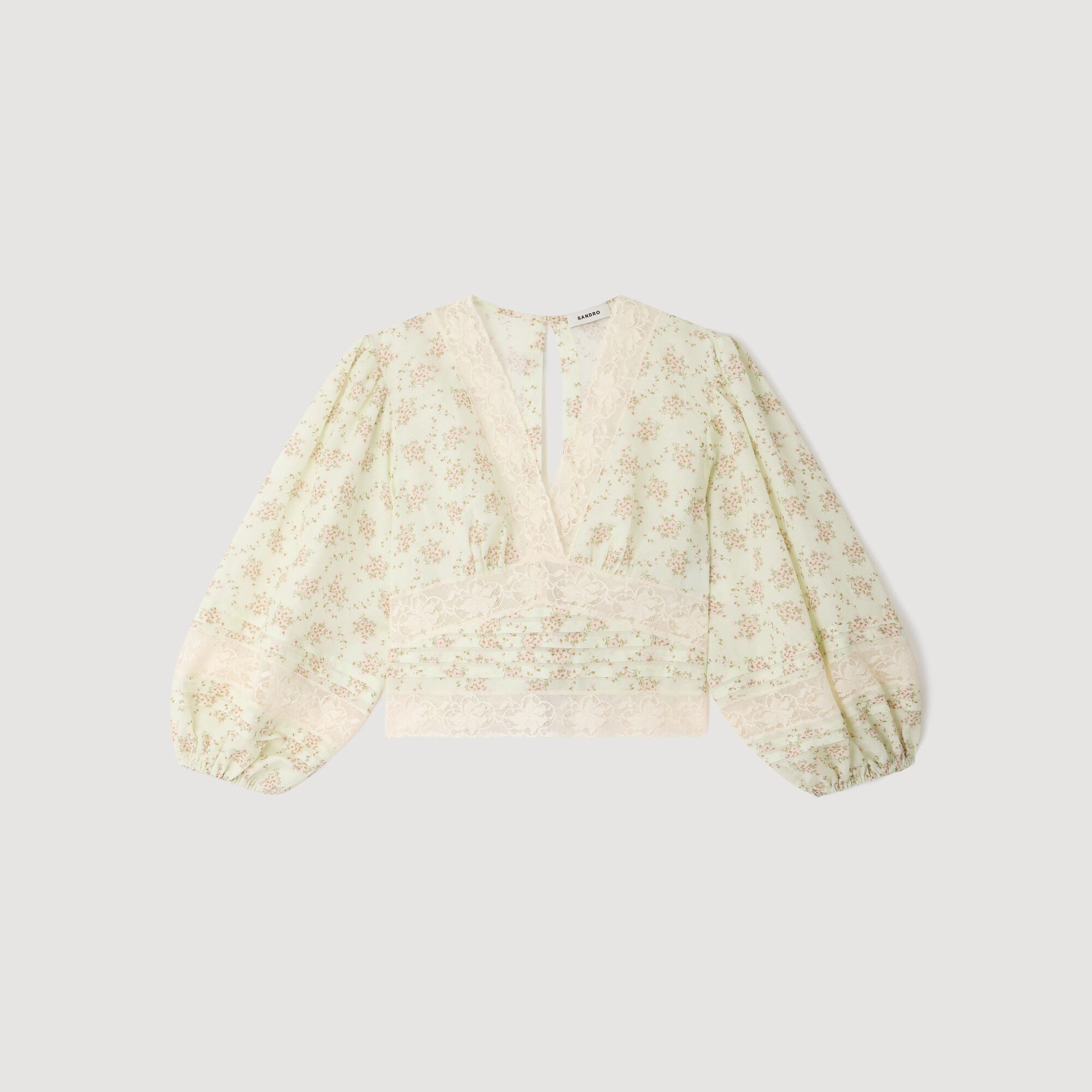 Top corto con estampado de flores