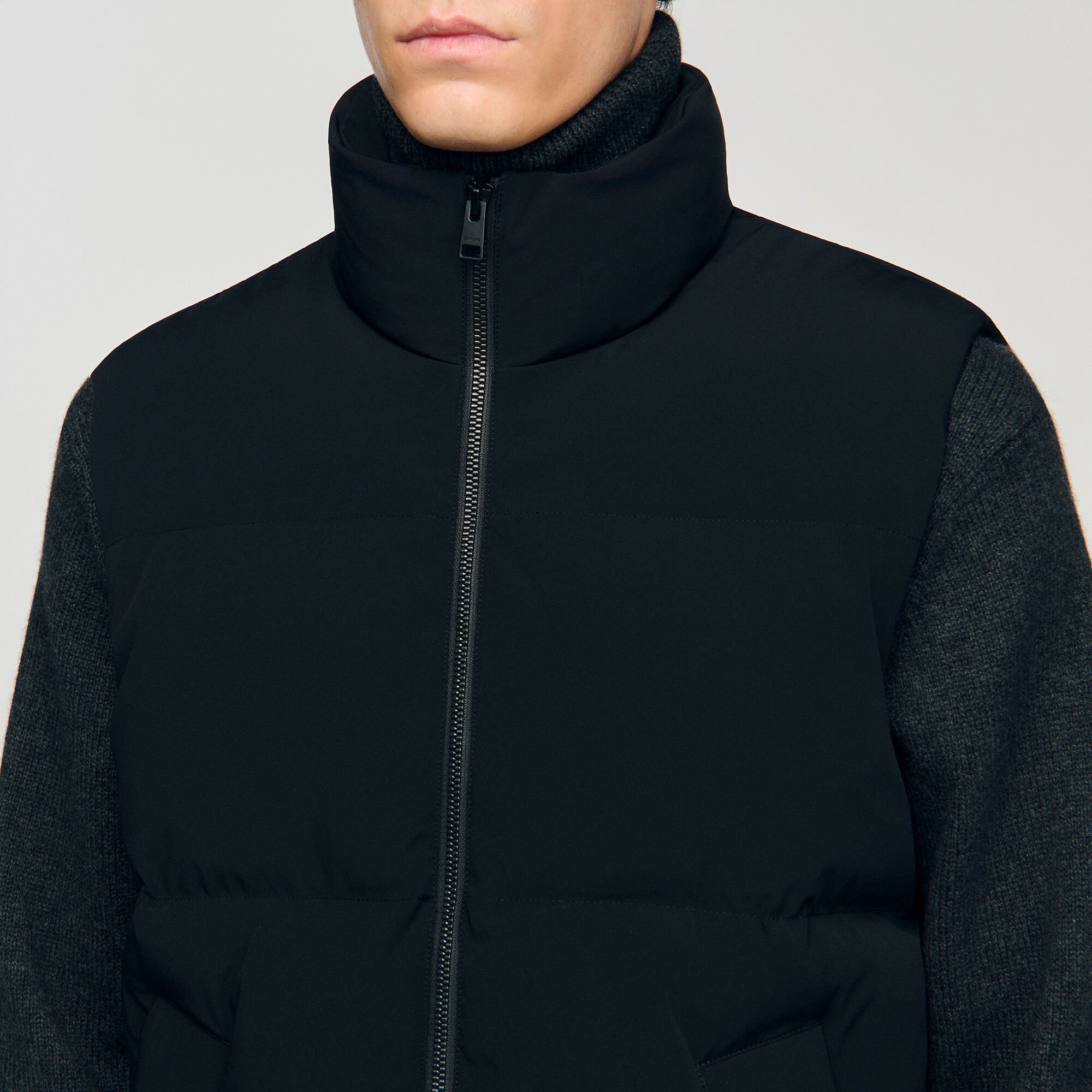 Anorak sin mangas de tejido técnico