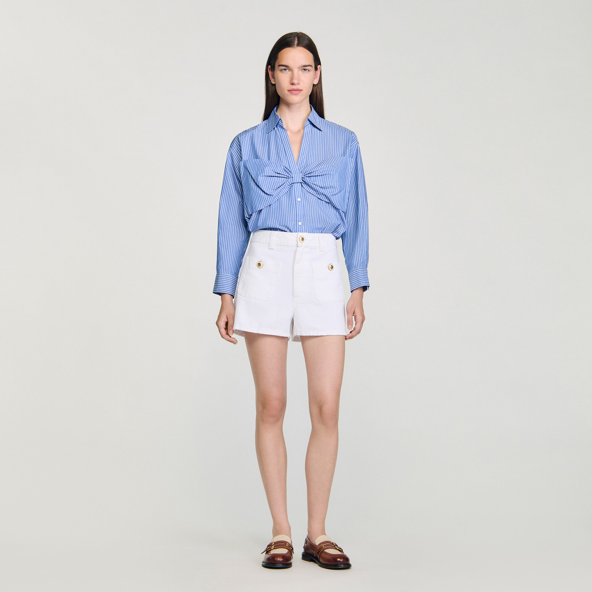 Camisa oversize con lazo
