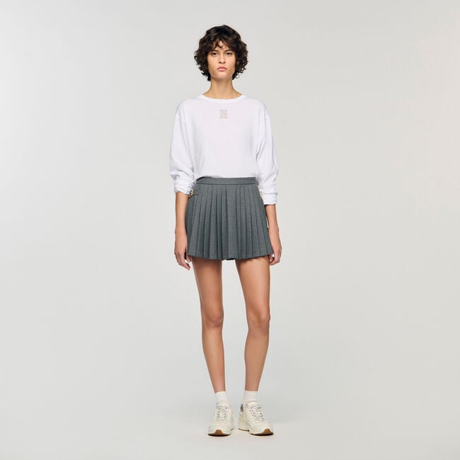 Camiseta con bordado