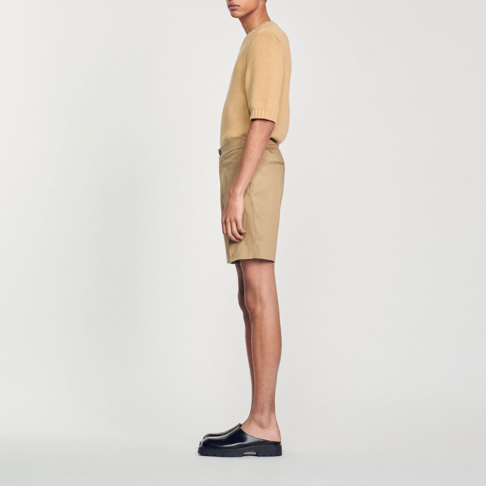 Pantalón corto elástico