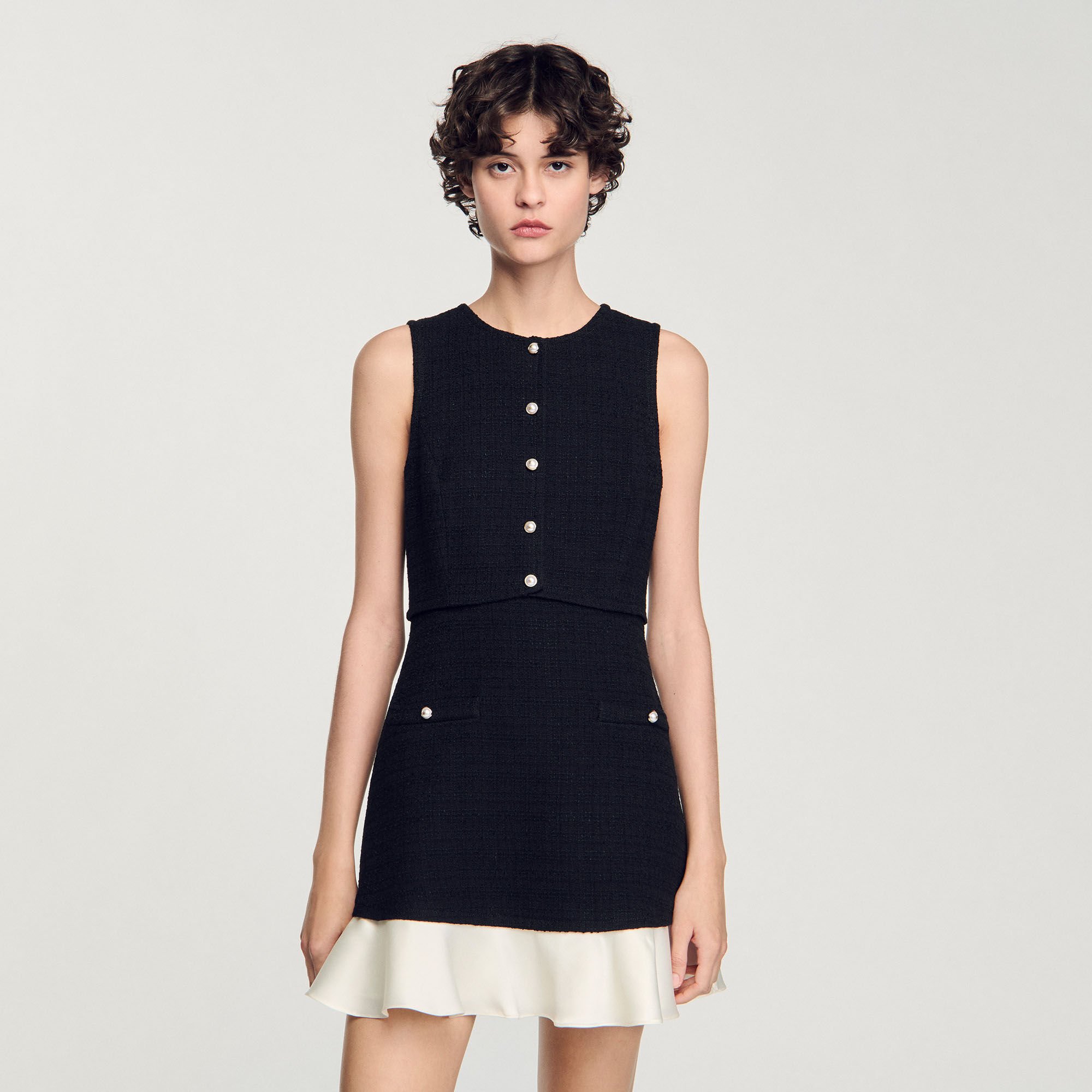 Vestido corto de tweed bicolor