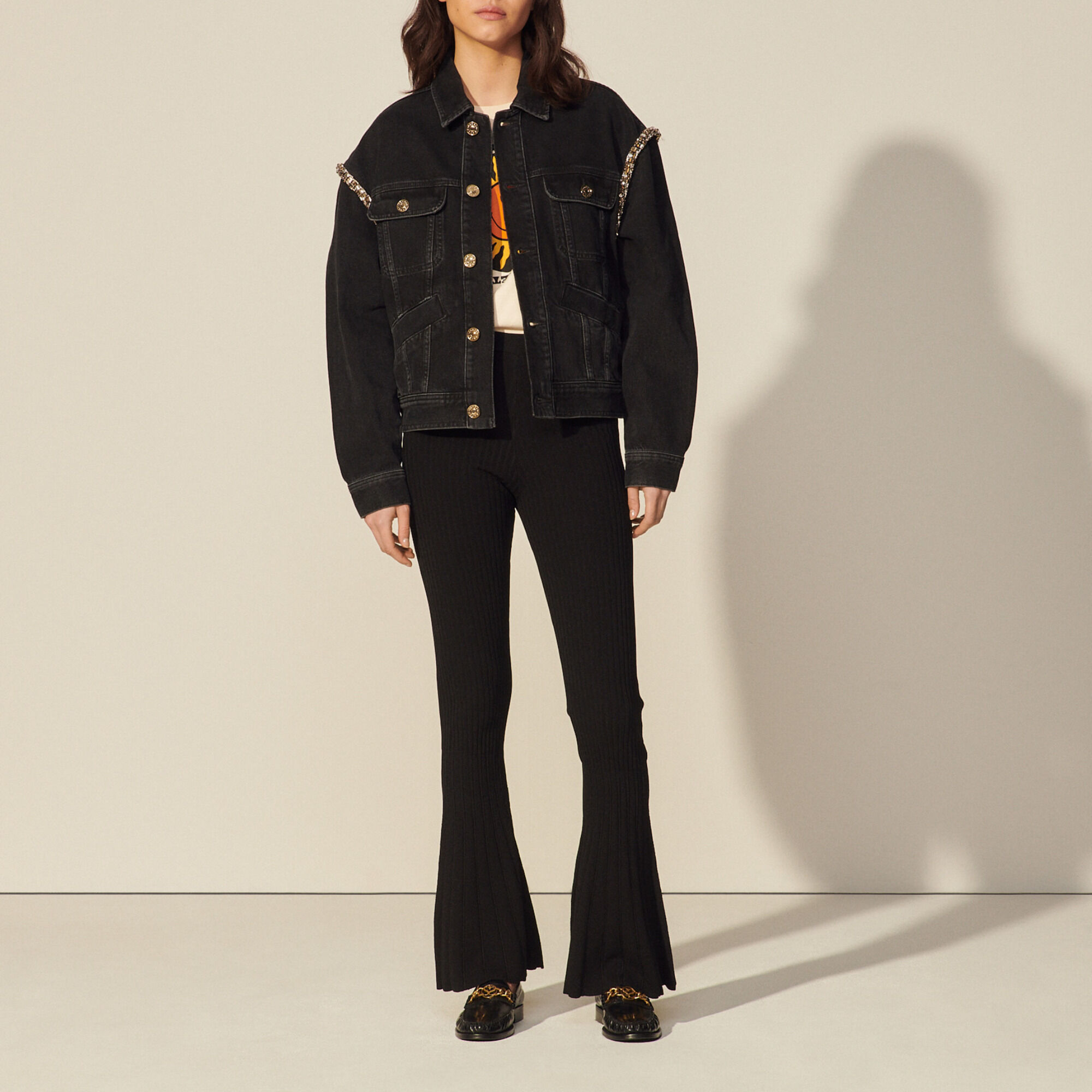 Chaqueta oversize de denim con strass