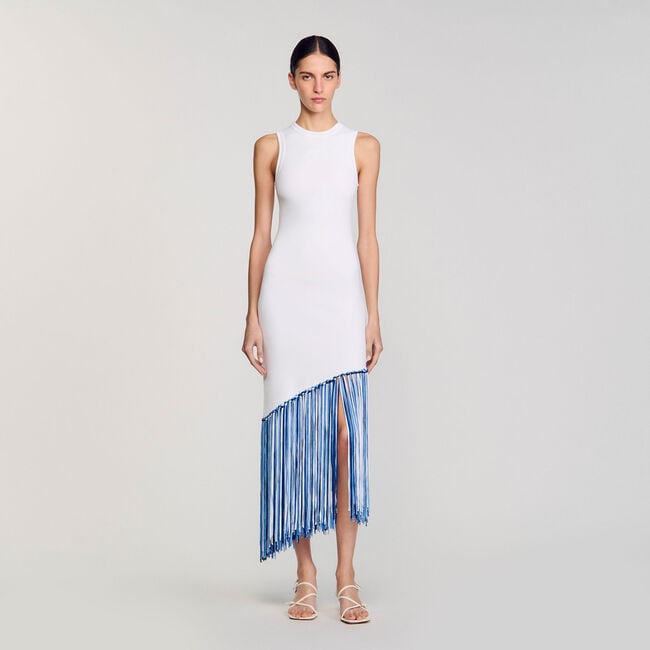 Vestido largo con flecos