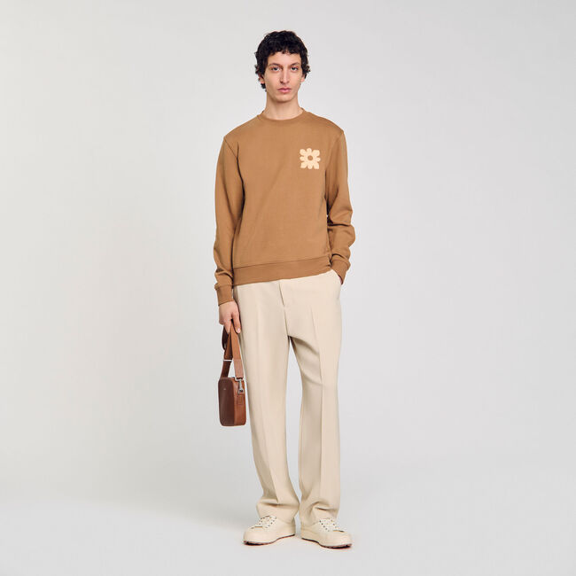 Sudadera con parche de flor