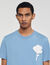 Camiseta con parche de flor
