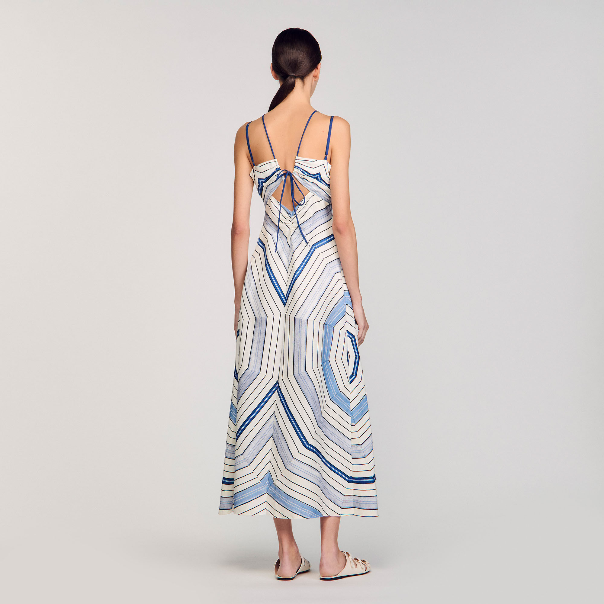 Vestido largo con espirales