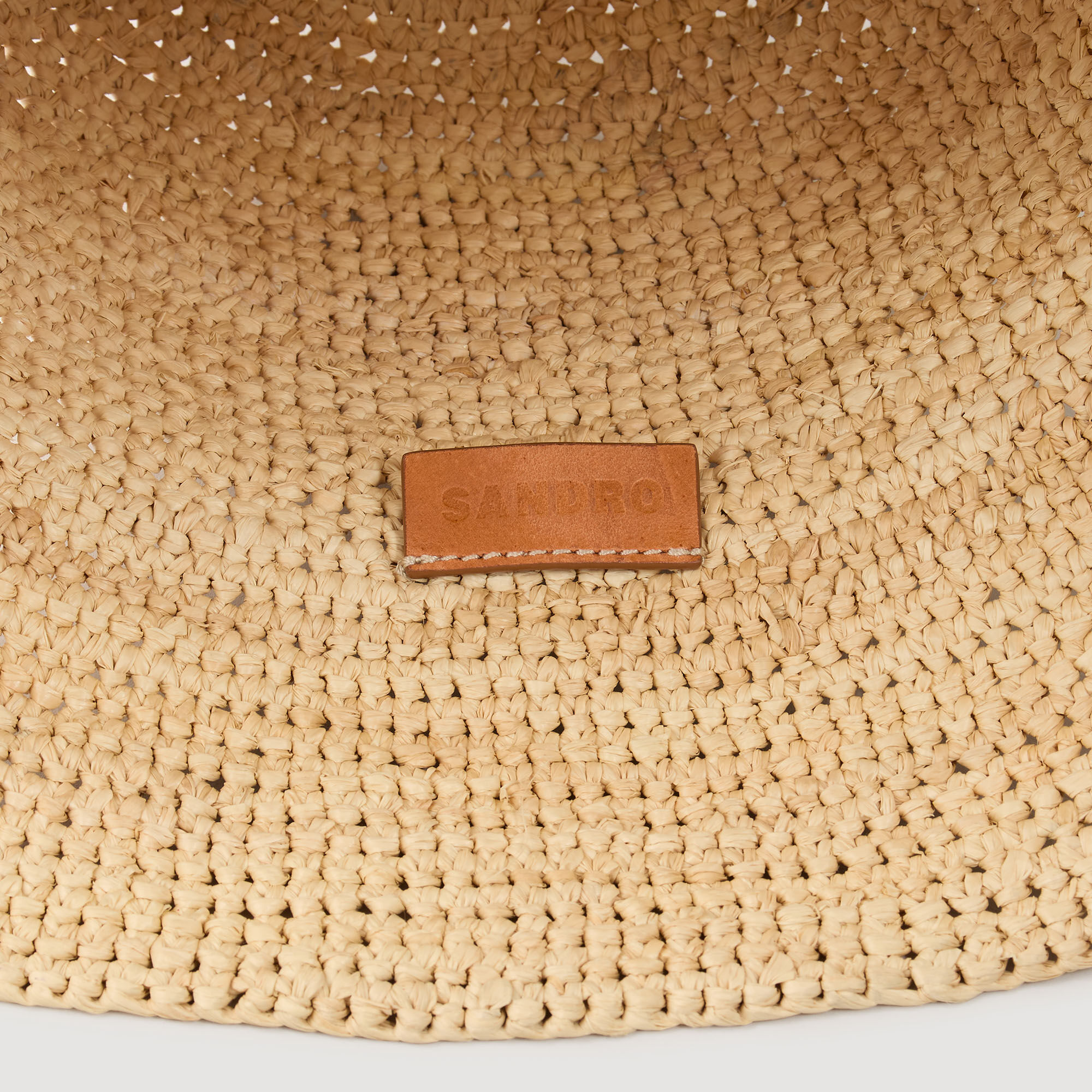 Gorro de pescador de rafia
