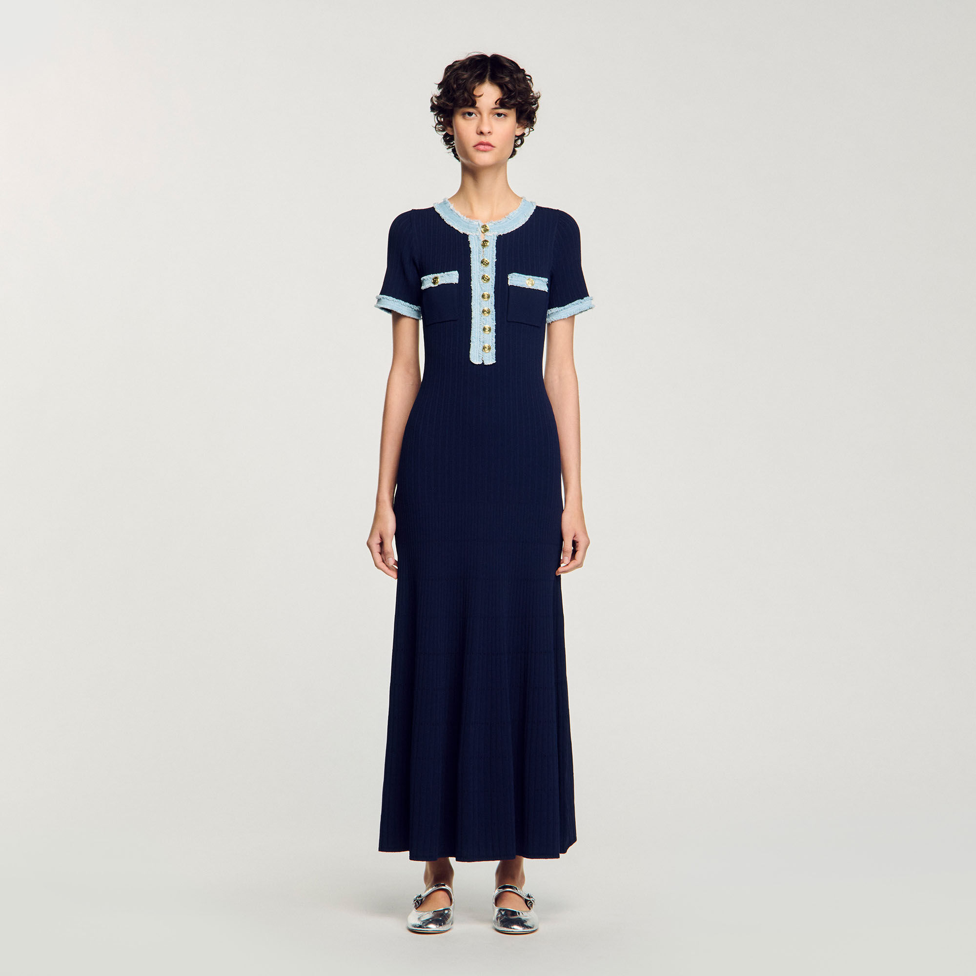 Vestido midi de punto y denim