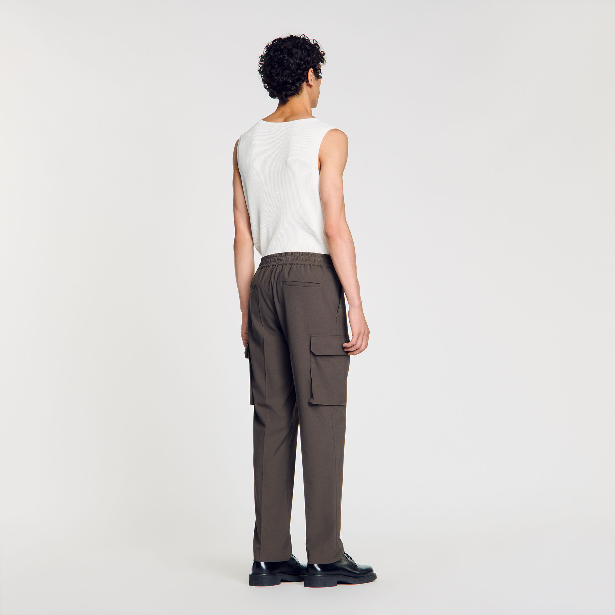 Pantalón cargo elástico