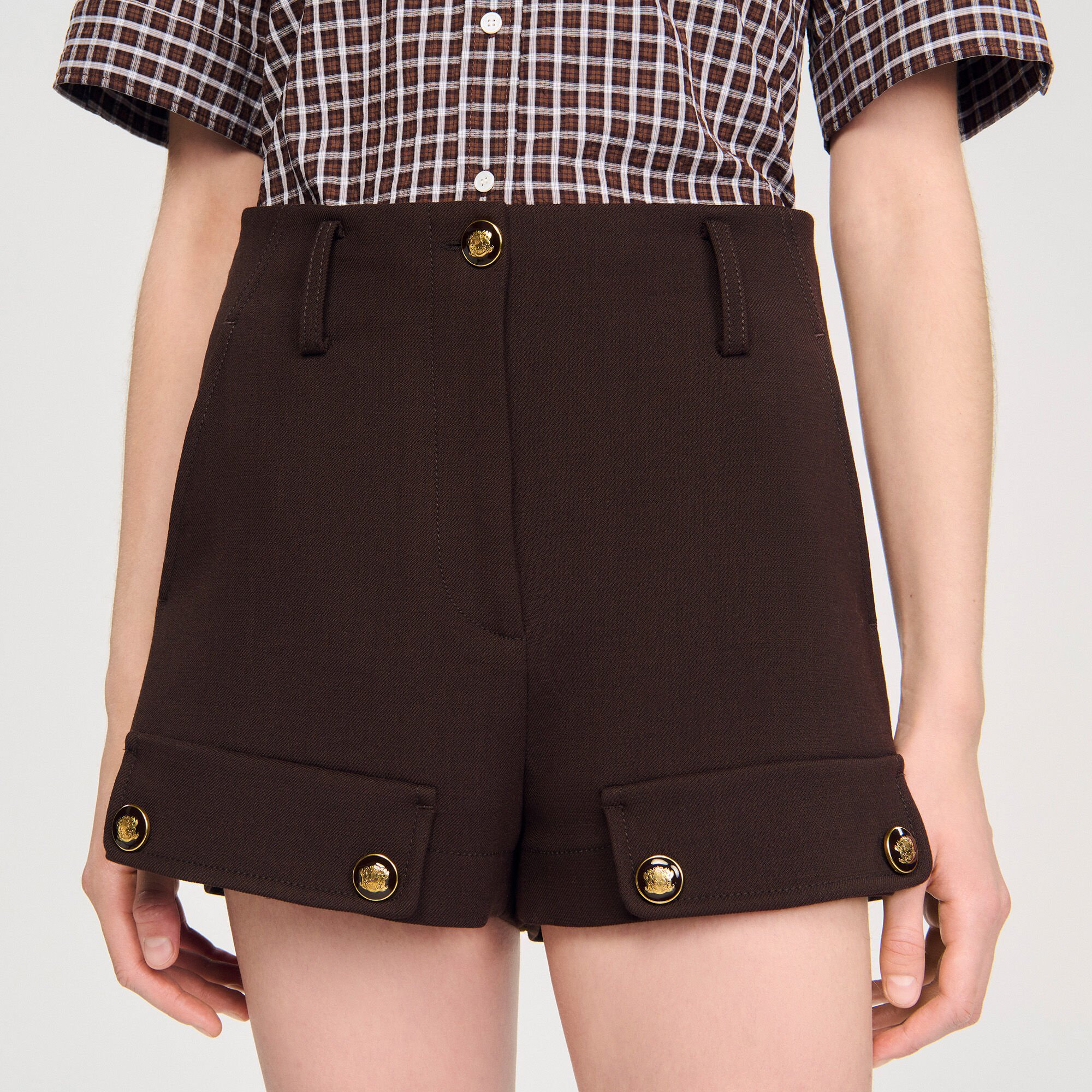 Pantalón corto carpenter con botones