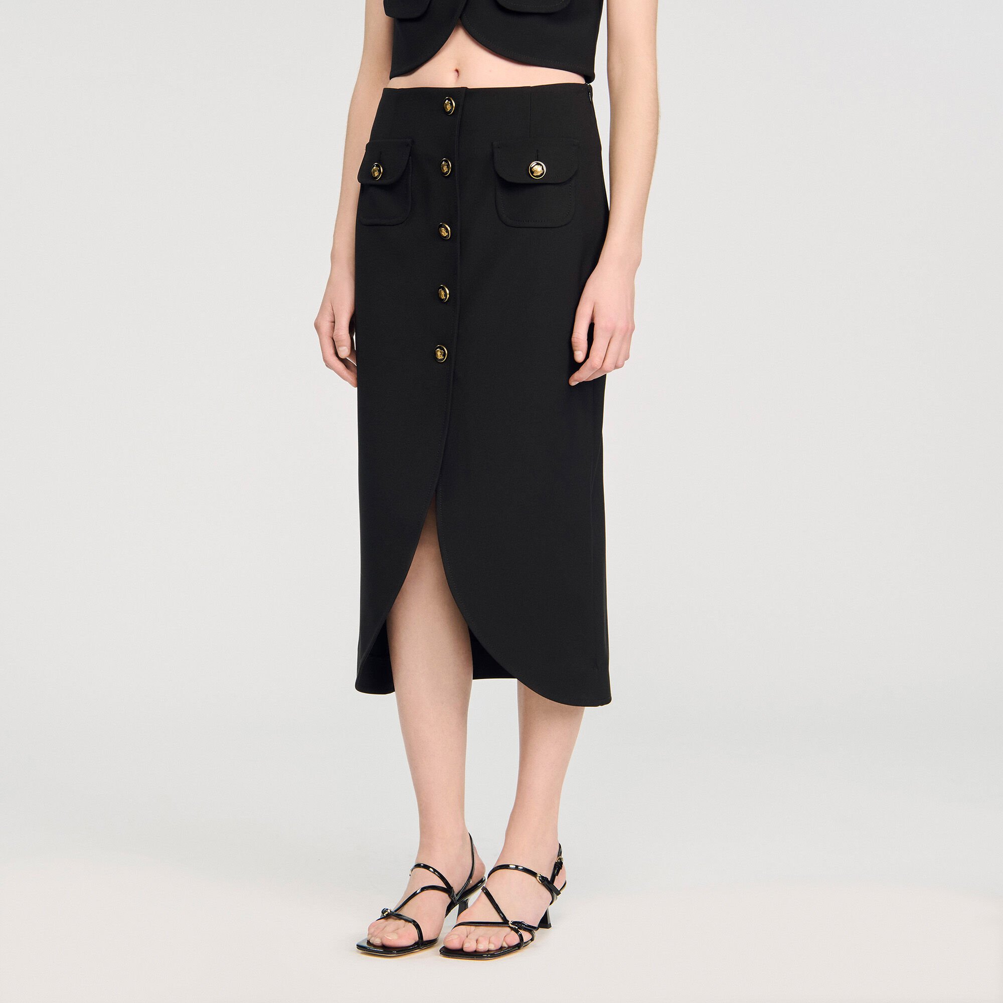 Falda midi con botones