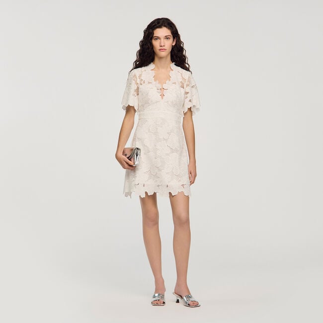 Vestido corto estampado de flores