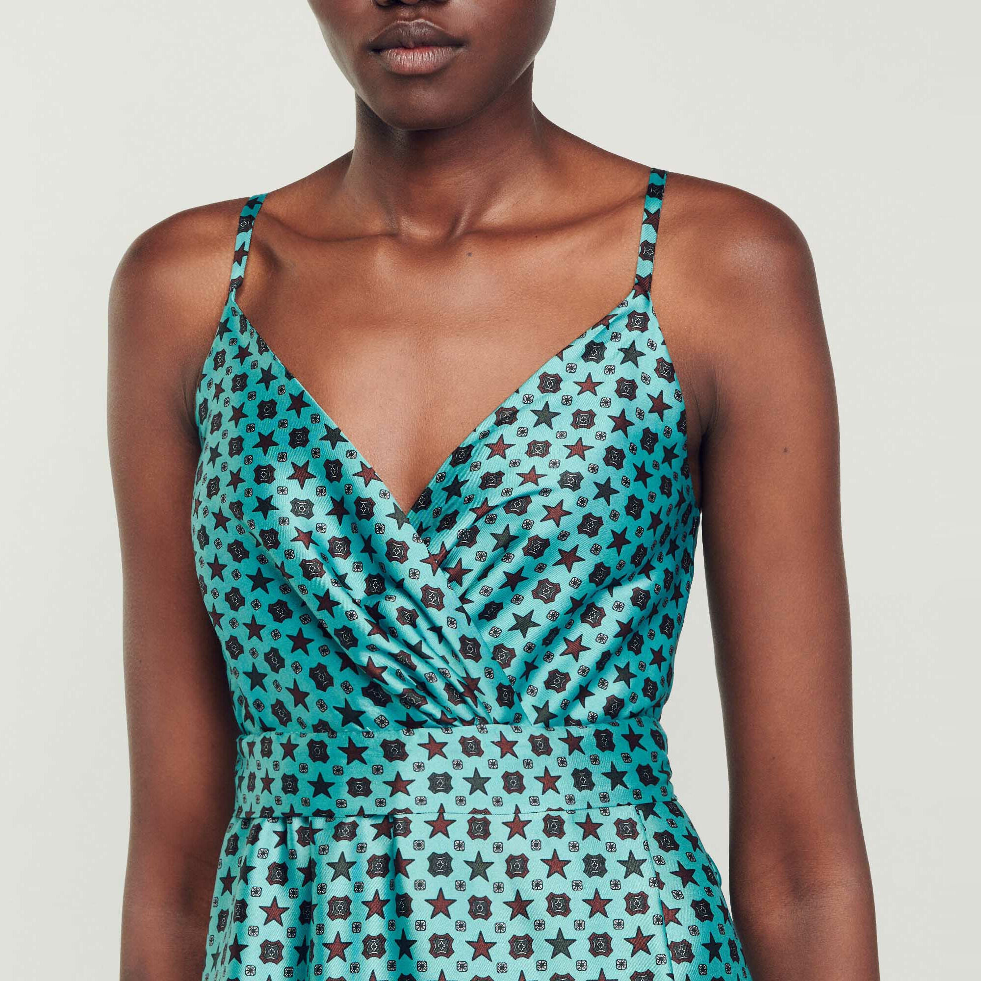 Vestido midi satinado estampado