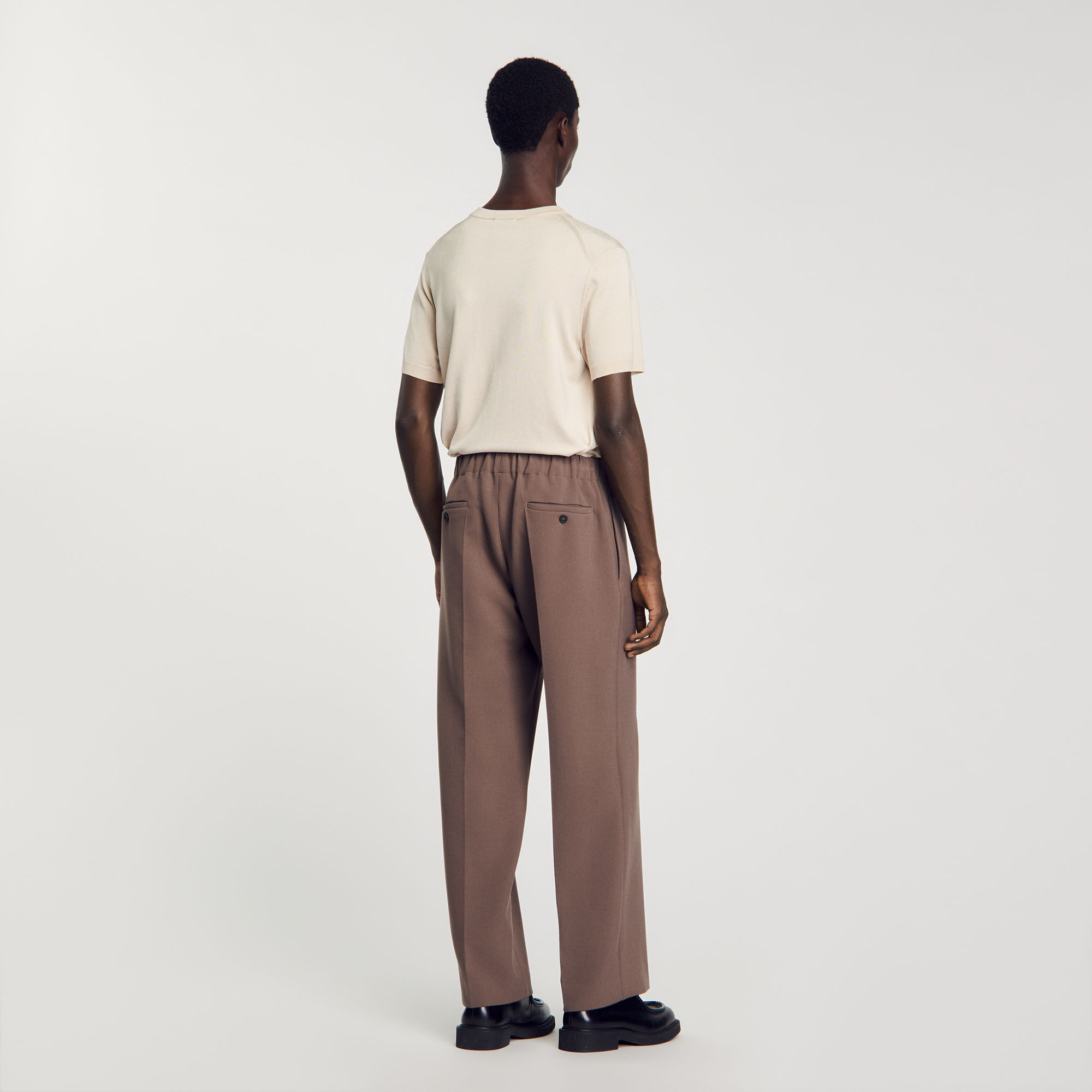 Pantalón ancho
