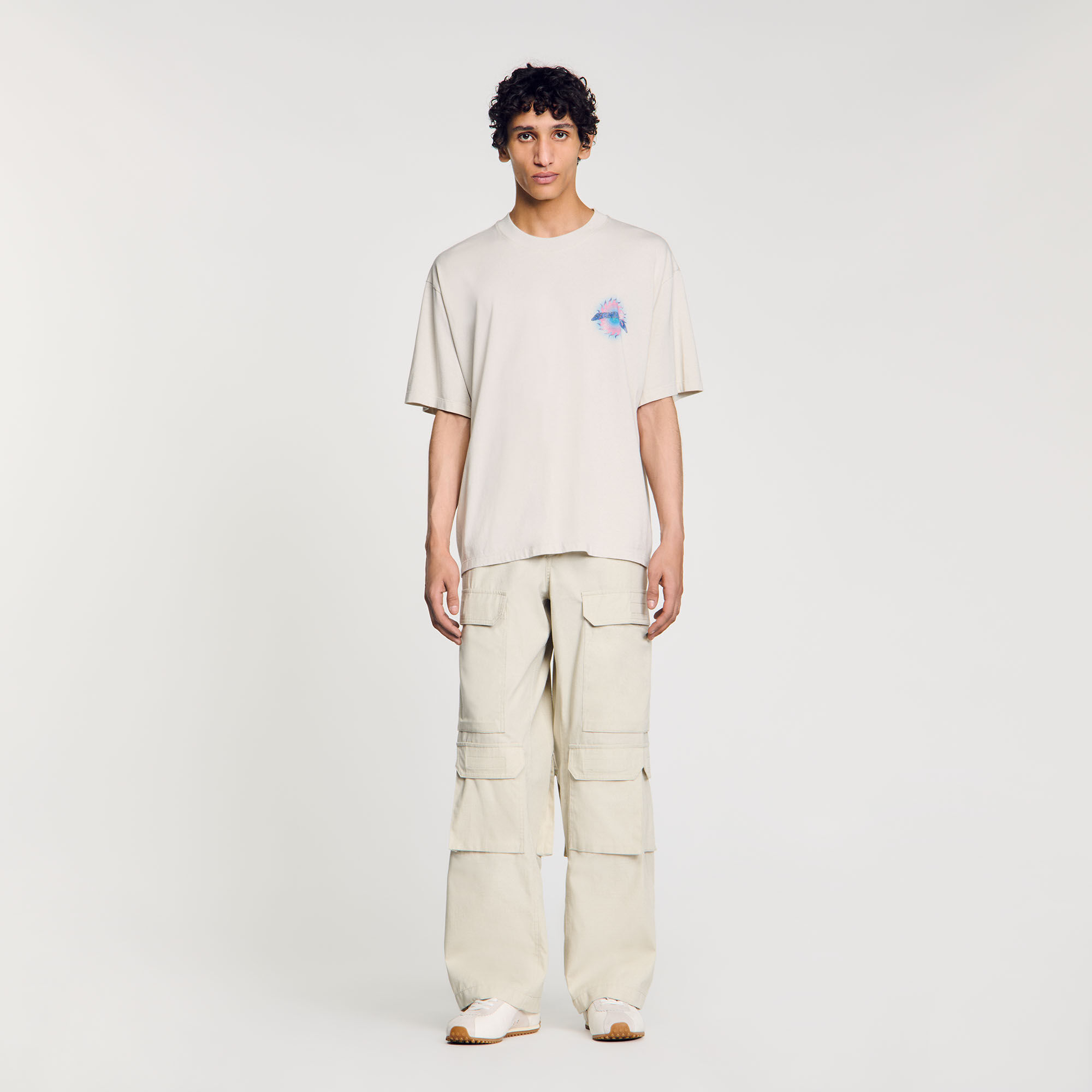 Camiseta con estampado de sol