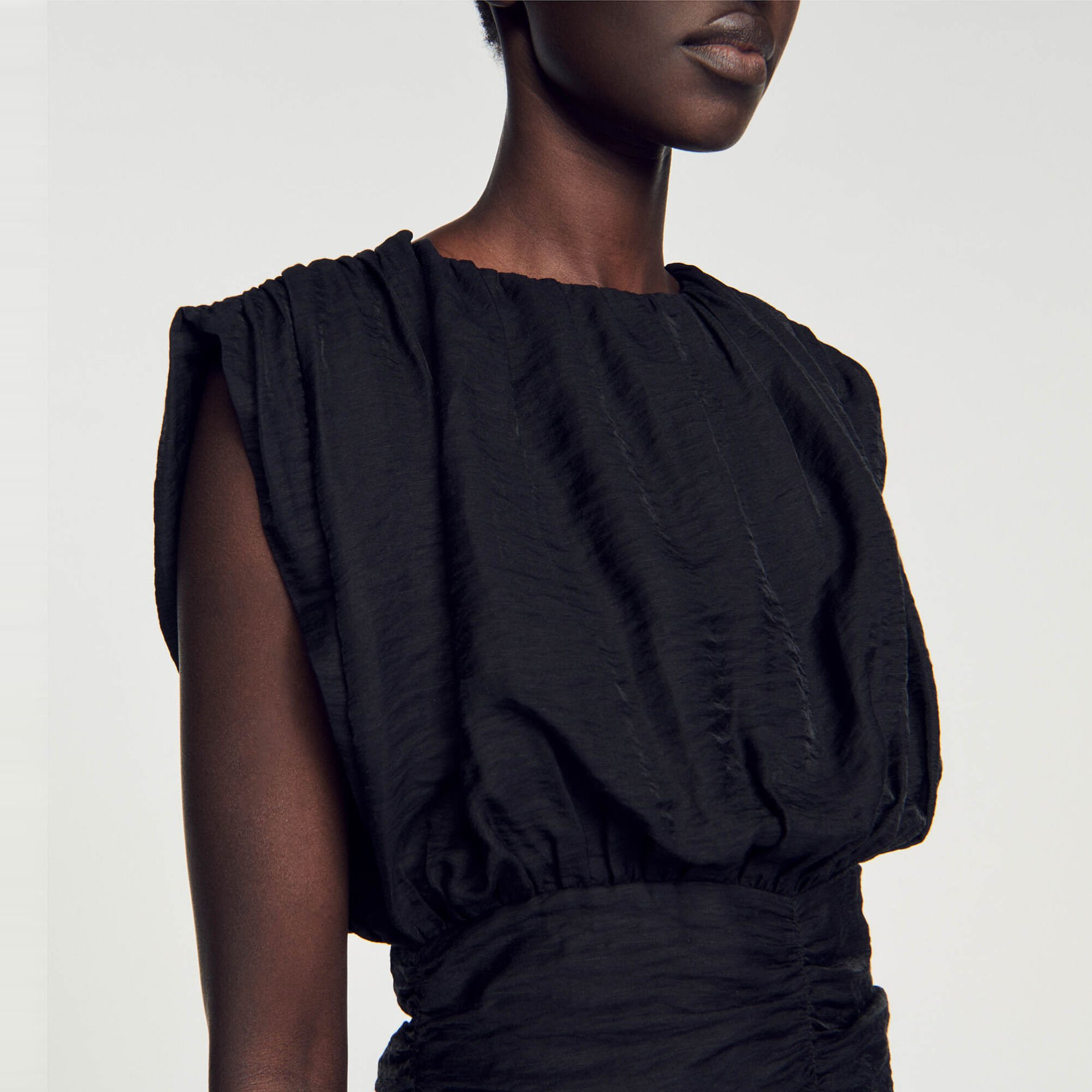 Vestido corto drapeado